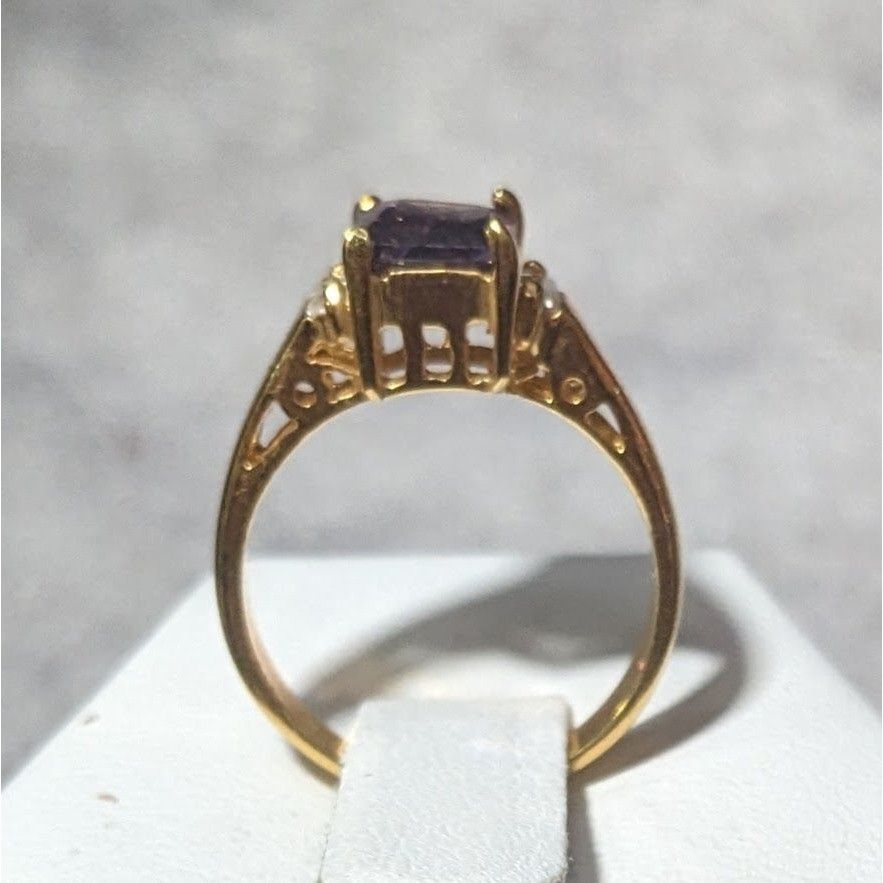 Other Whimsical Fantasy Purple Stone Bright Gold Tone Ring Size Size ONE SIZE - 7 Thumbnail