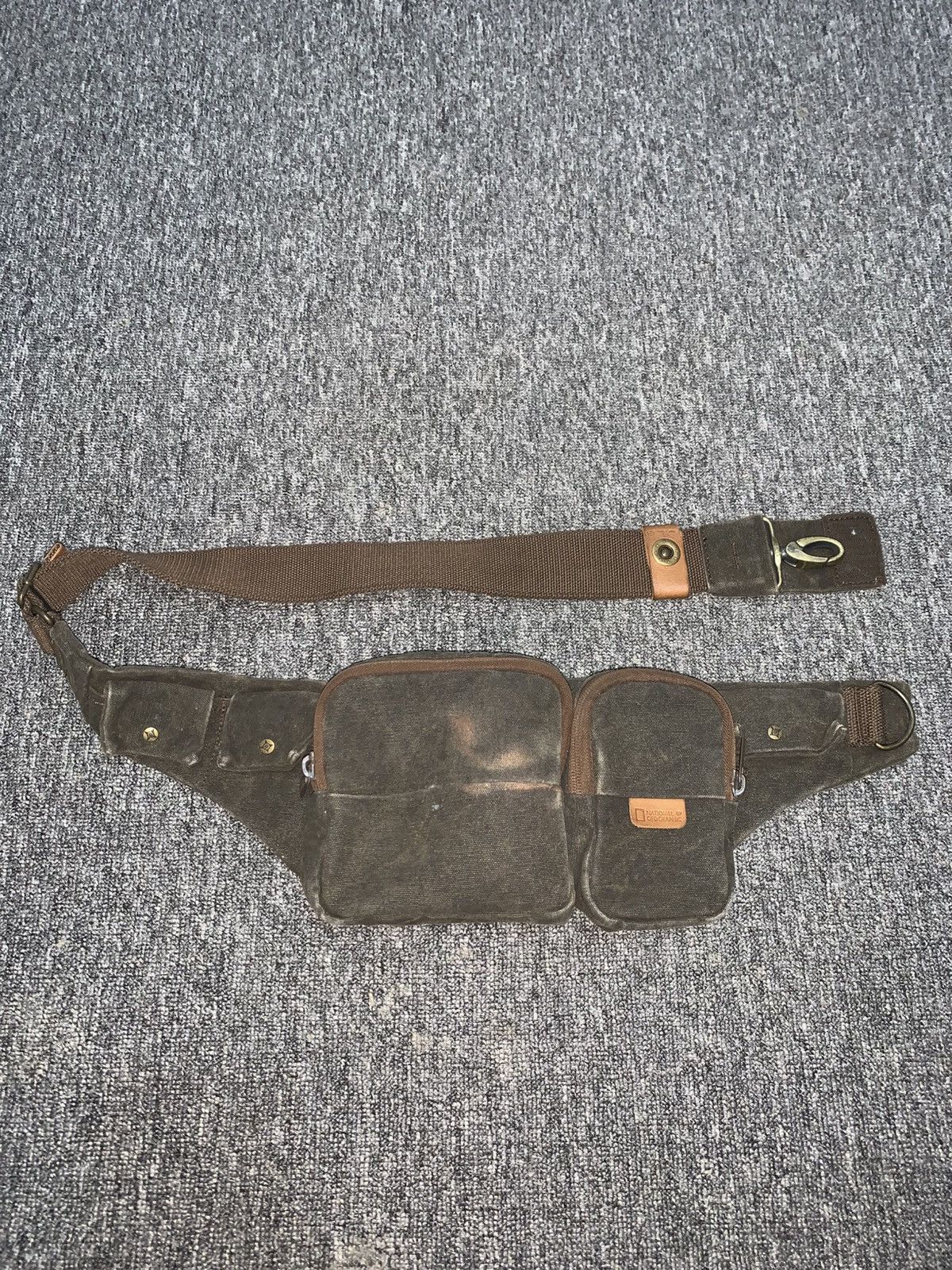 Vintage National Geographic Vintage Millitary Waist Bag Size ONE SIZE - 2 Thumbnail