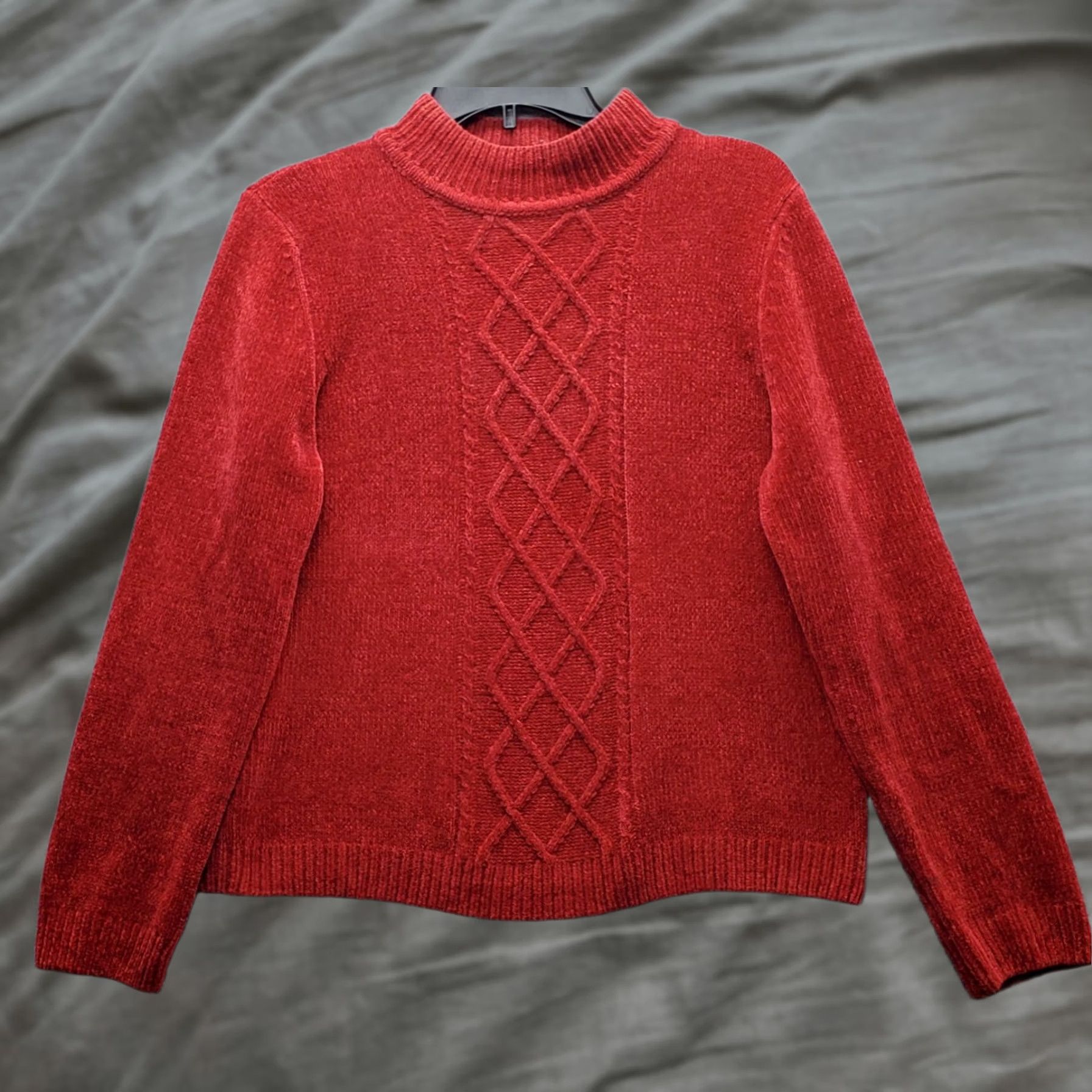 Vintage Alfred Dunner Sweater Womens Size PM Red Cable Knit Long Sleeve Mock Neck Pullover, Petite, Knit, 100% Acrylic, Regular Fit Size M / US 6-8 / IT 42-44 - 1 Thumbnail