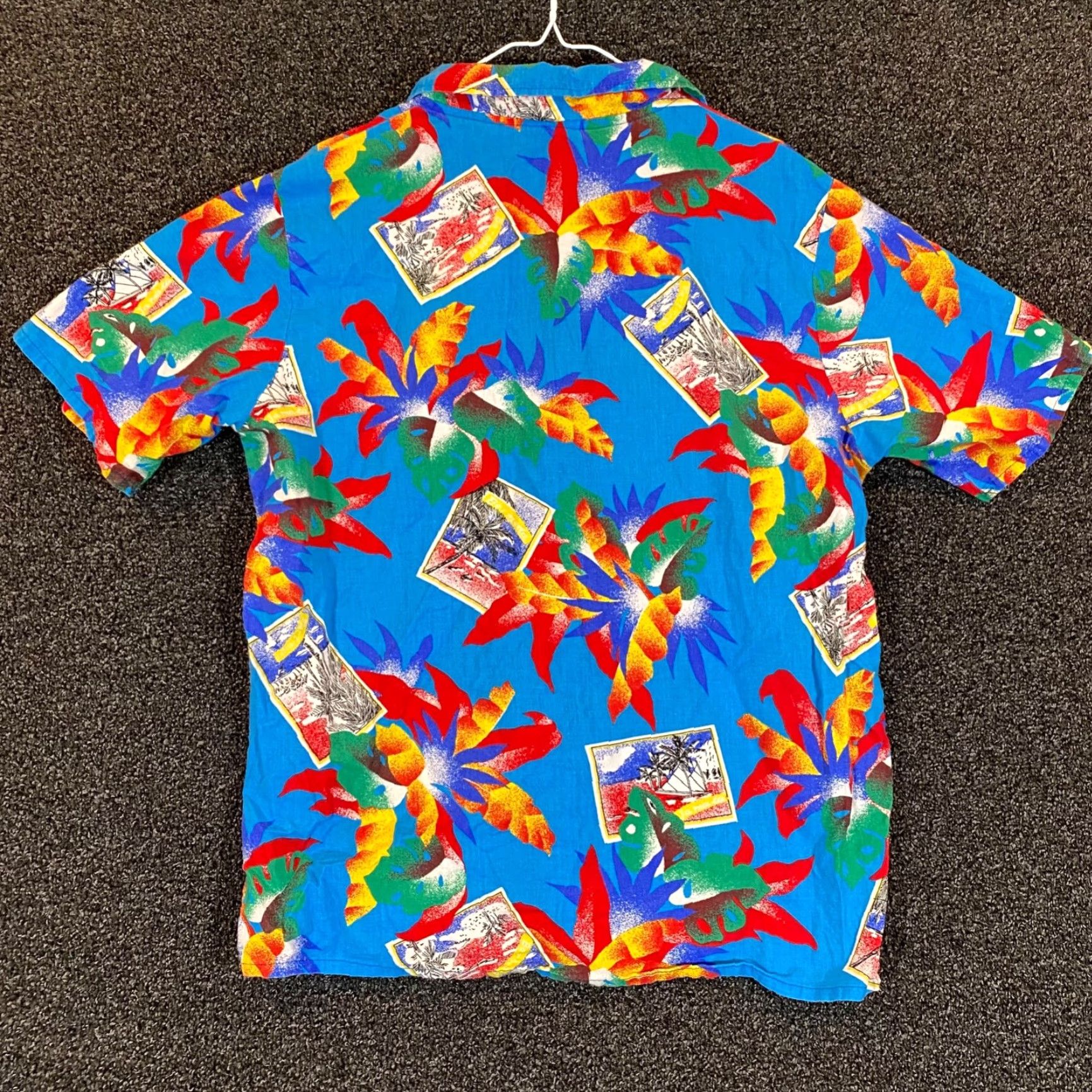 Vintage Vintage Hawaiian Shirt Mens XL Blue Floral Short Sleeve Casual Summer Cotton Made in USA Size US XL / EU 56 / 4 - 7 Thumbnail