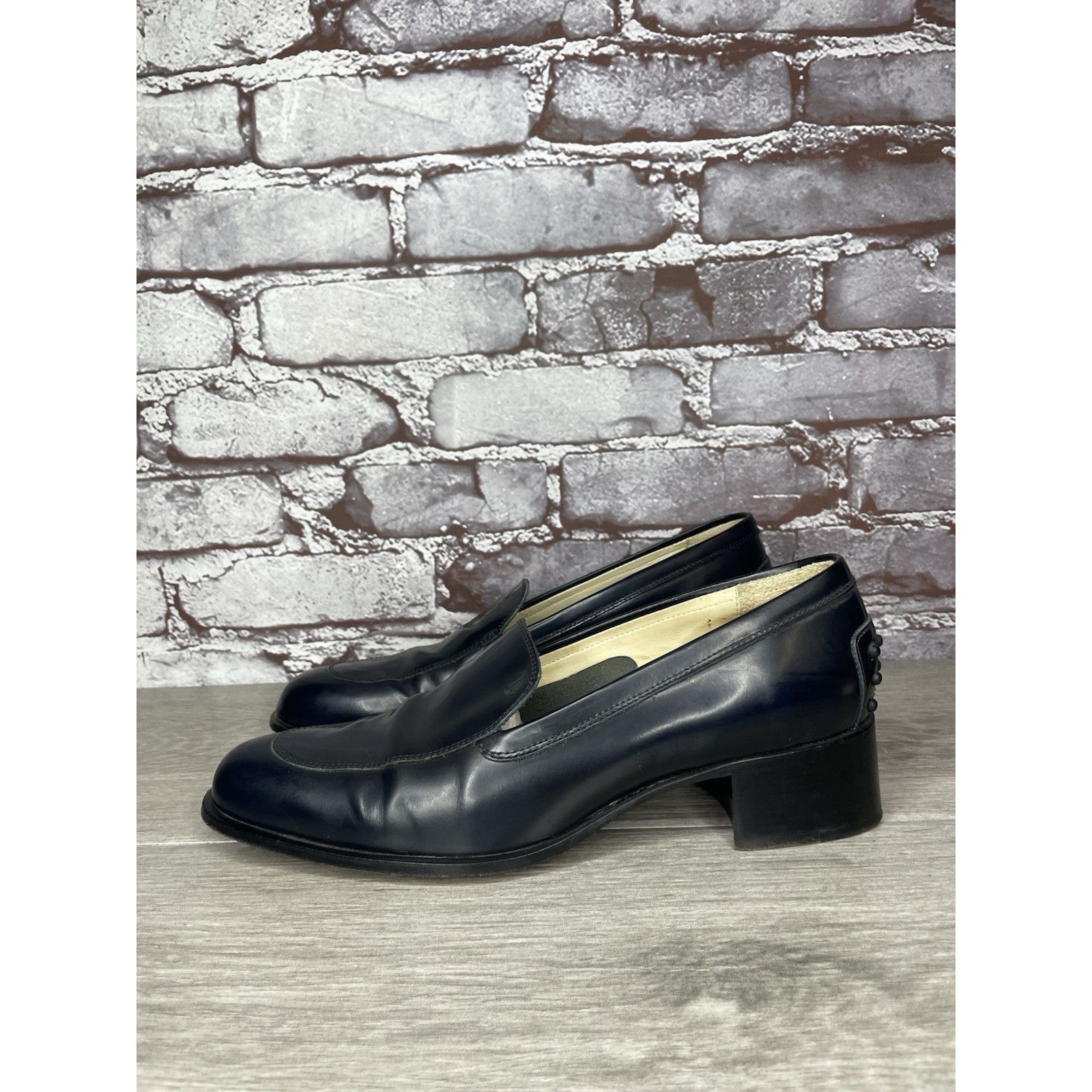 Tod's TOD'S Navy Blue Leather Heeled Slip On VTG Loafer Pumps Shoe Size US 7.5 / IT 37.5 - 9 Thumbnail