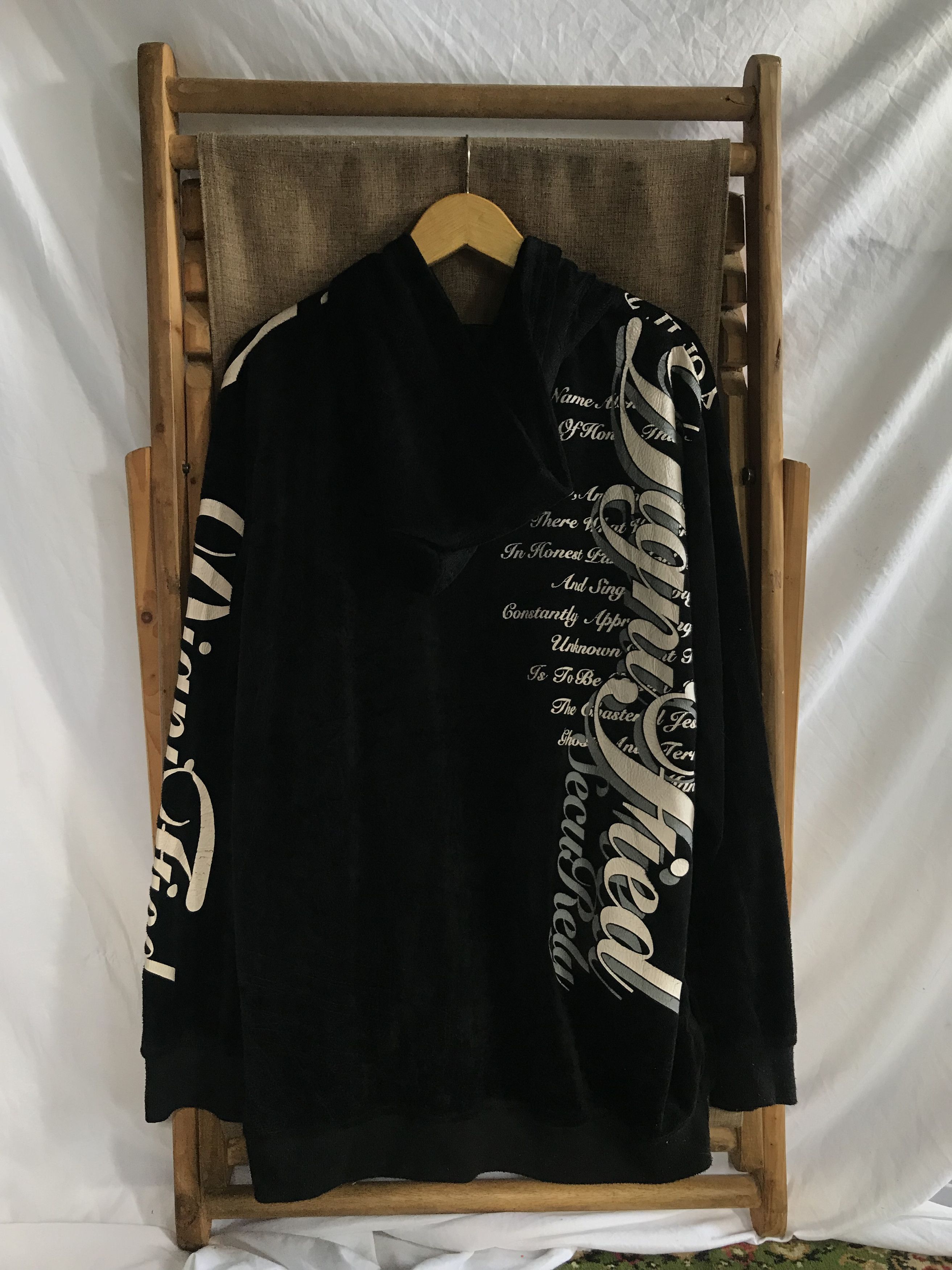 Le Grande Bleu (L.G.B.) Beaumere Japanese Poem Velvet Zip Hoodie Size US XL / EU 56 / 4 - 8 Thumbnail
