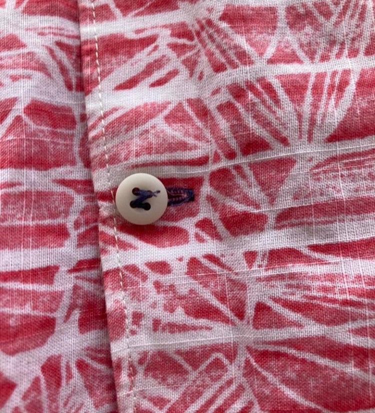 Izod Izod Saltwater Red Shade Fade Pattern Button-Up Shirt Size M Size US M / EU 48-50 / 2 - 5 Thumbnail