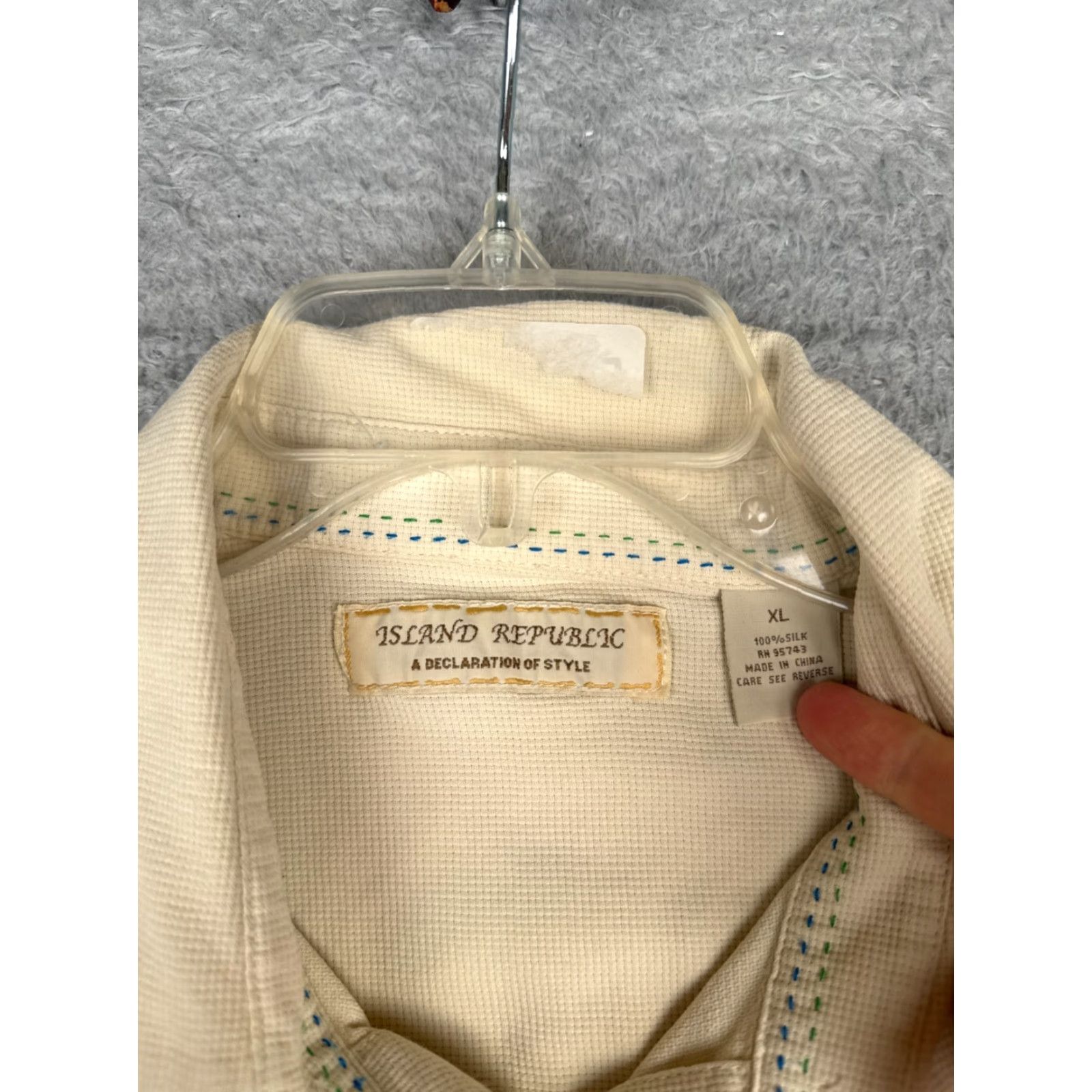 Vintage VINTAGE Island Republic Shirt Men XL Ivory Silk Button Hawaiian Short Slev READ Size US XL / EU 56 / 4 - 7 Thumbnail