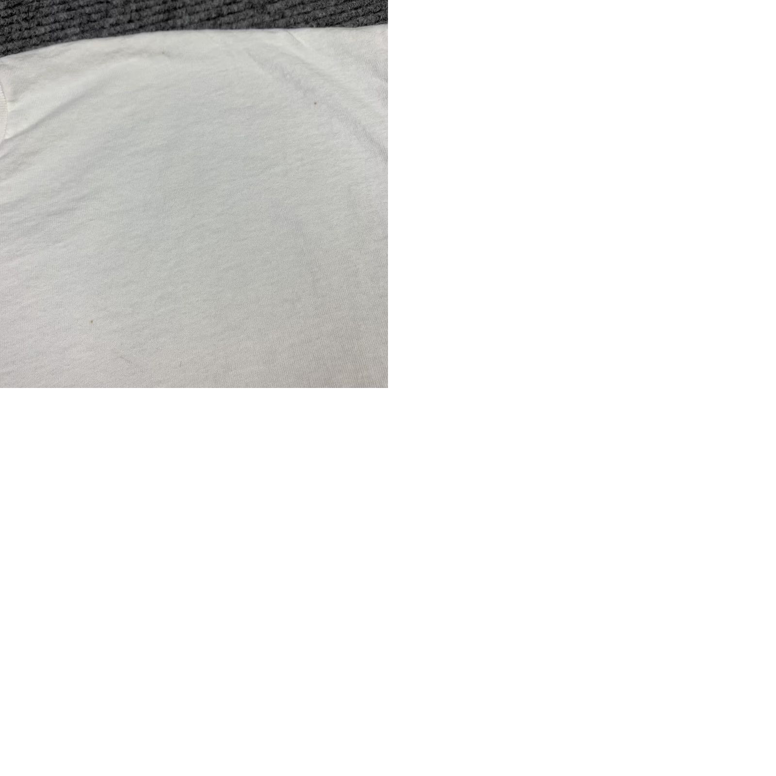 Delta VINTAGE Delta T-Shirt 2XL White Graphic Tee 100% Cotton Made USA Mens 90s Vintage Graphic Size US XXL / EU 58 / 5 - 9 Thumbnail