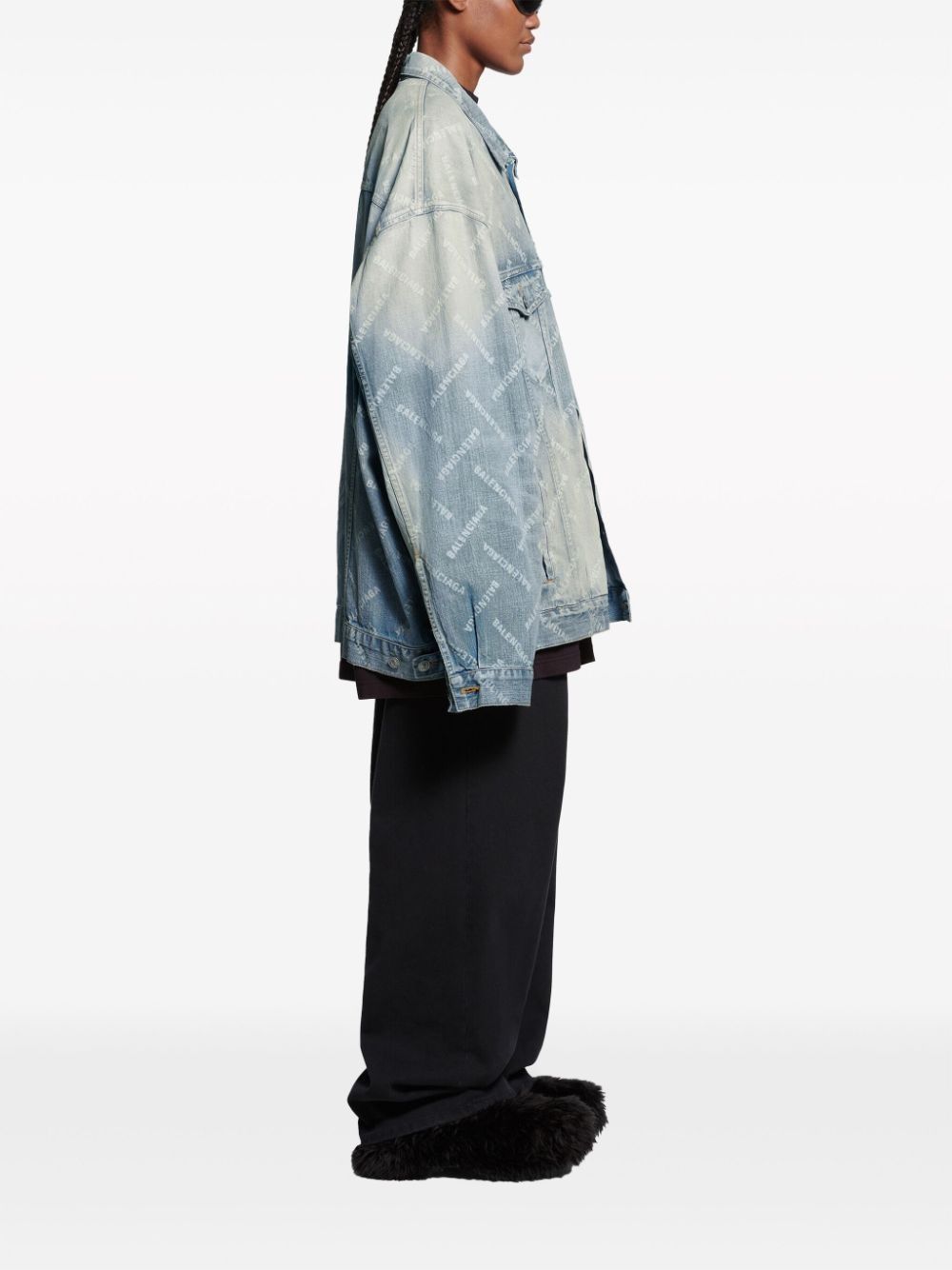 Balenciaga o1bcso1str0625 Bal Diagonal Allover Oversized Jacket in Blue Size US L / EU 52-54 / 3 - 3 Thumbnail