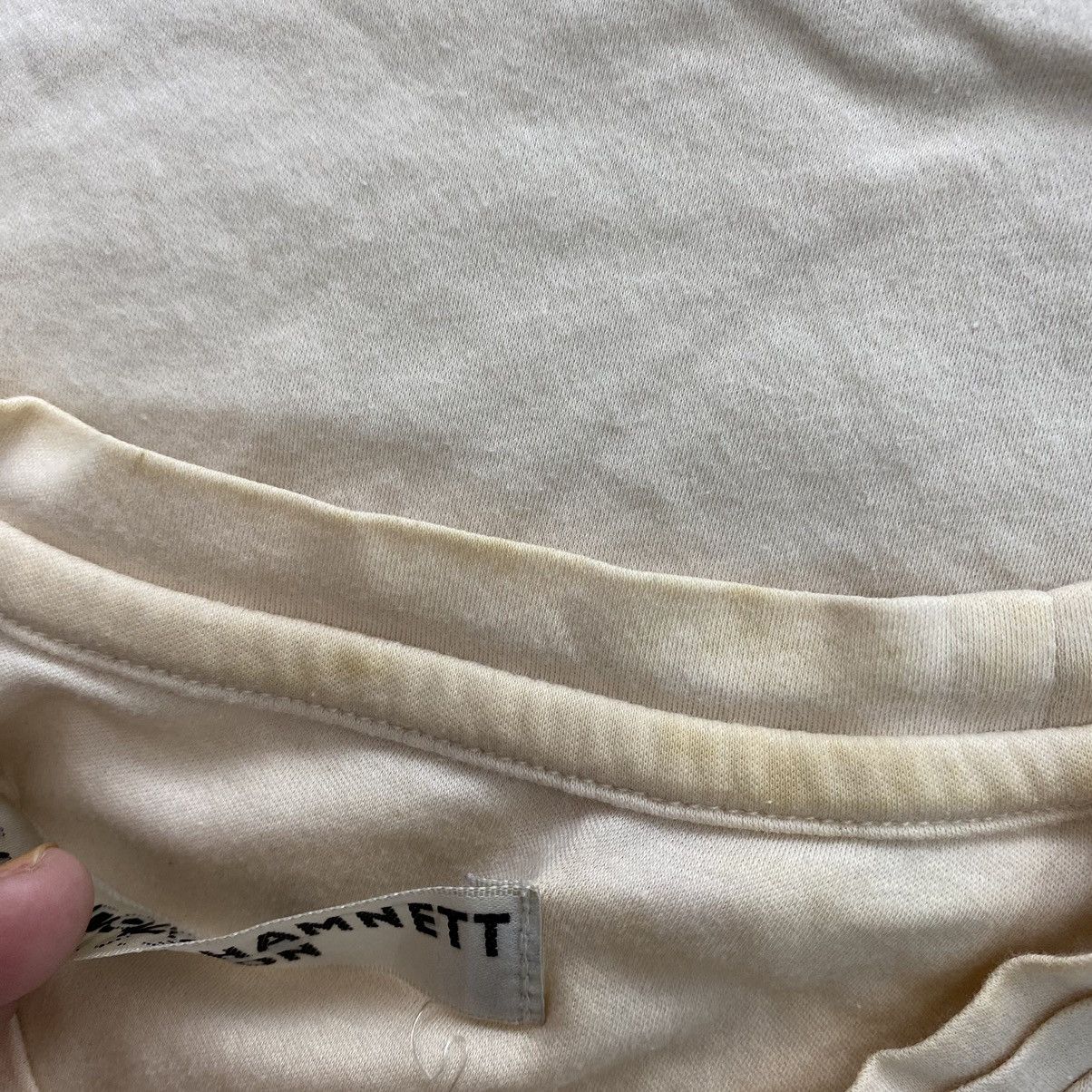 Katharine Hamnett London KATHARINE HAMNETT LONDON English Designer Vneck Beige Short Size US S / EU 44-46 / 1 - 7 Thumbnail