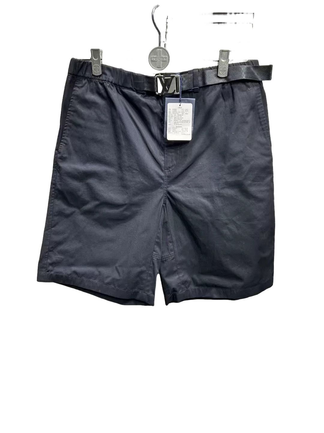 Louis Vuitton Louis Vuitton Logo Belt Shorts US 36 / EU 52 Size US 36 / EU 52 - 1 Thumbnail