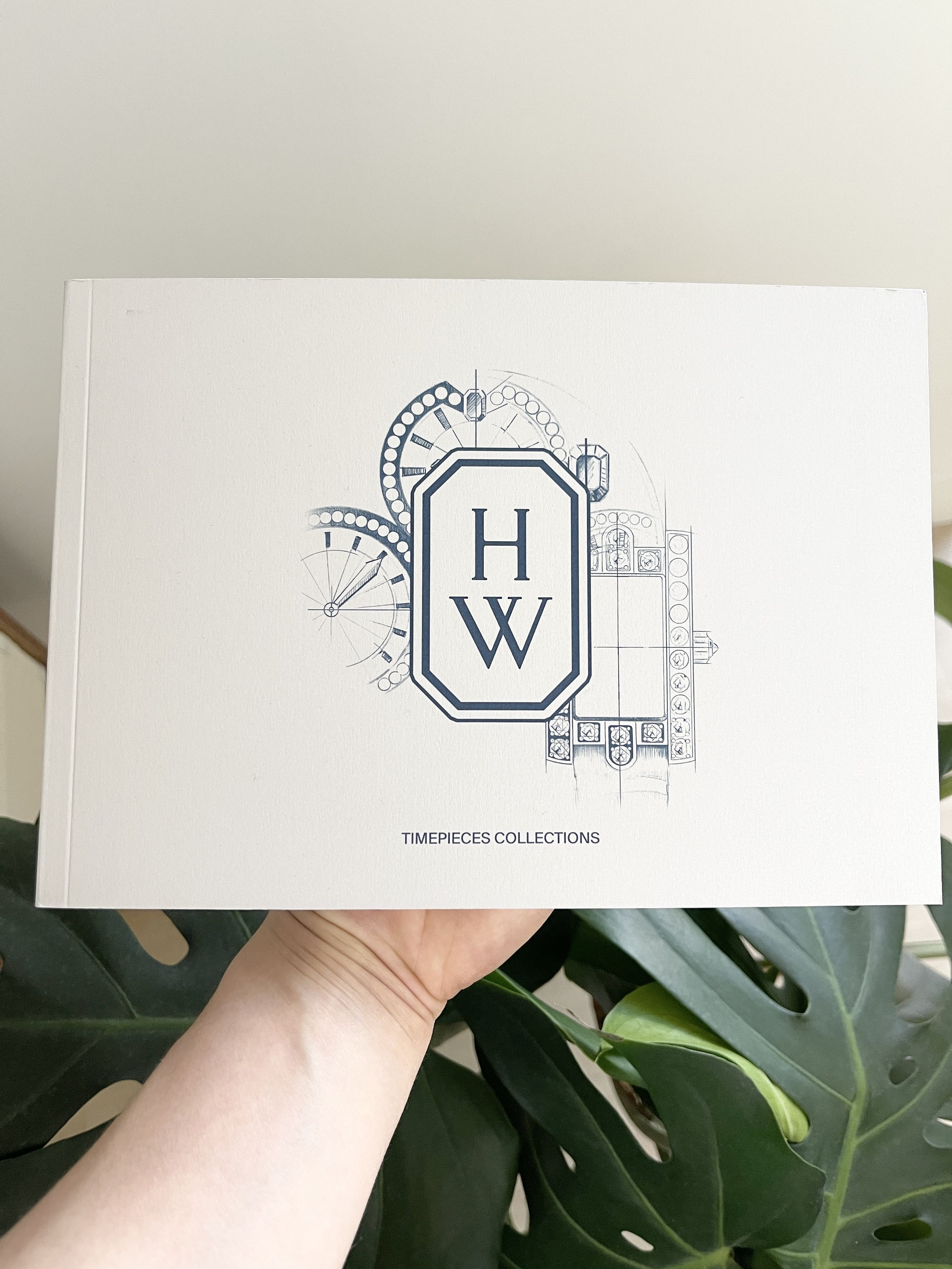Harry Winston 2024 Harry Winston VIP Timepiece Collection Yearly Catalog Size ONE SIZE - 2 Thumbnail