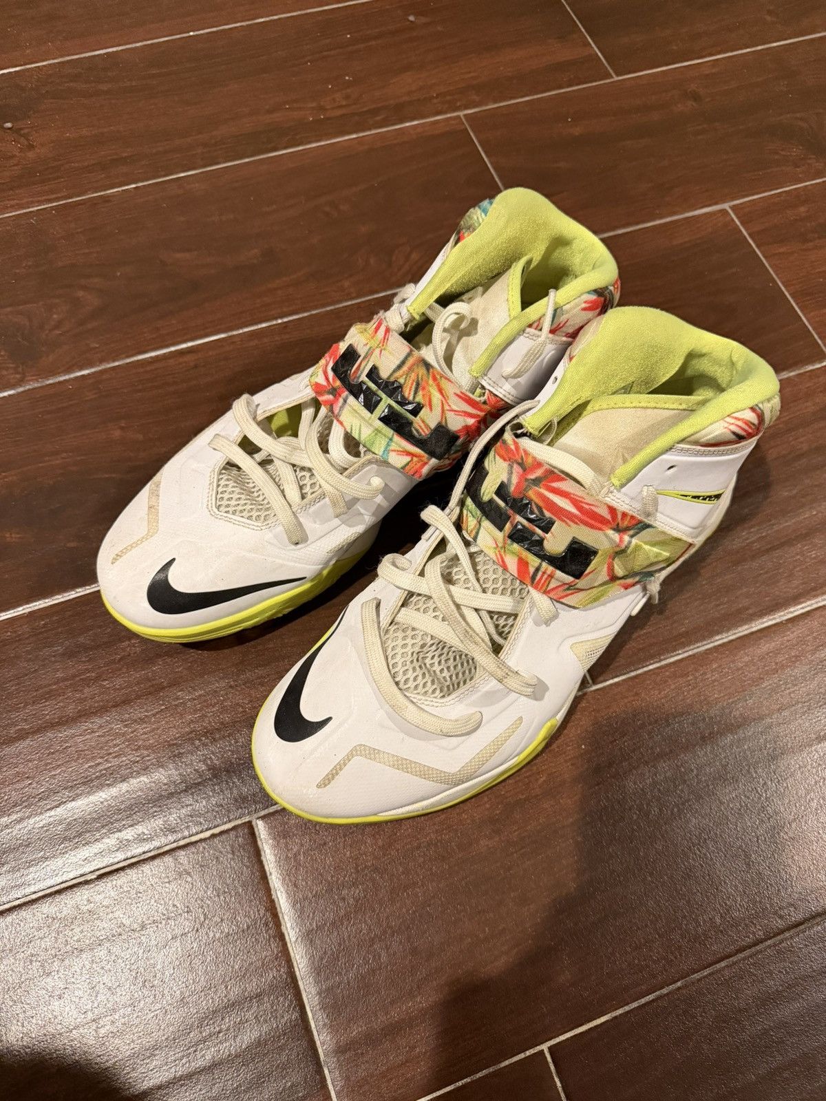 Nike Nike Zoom Soldier VII Kings Pride Size 13 Size US 13 / EU 46 - 1 Thumbnail