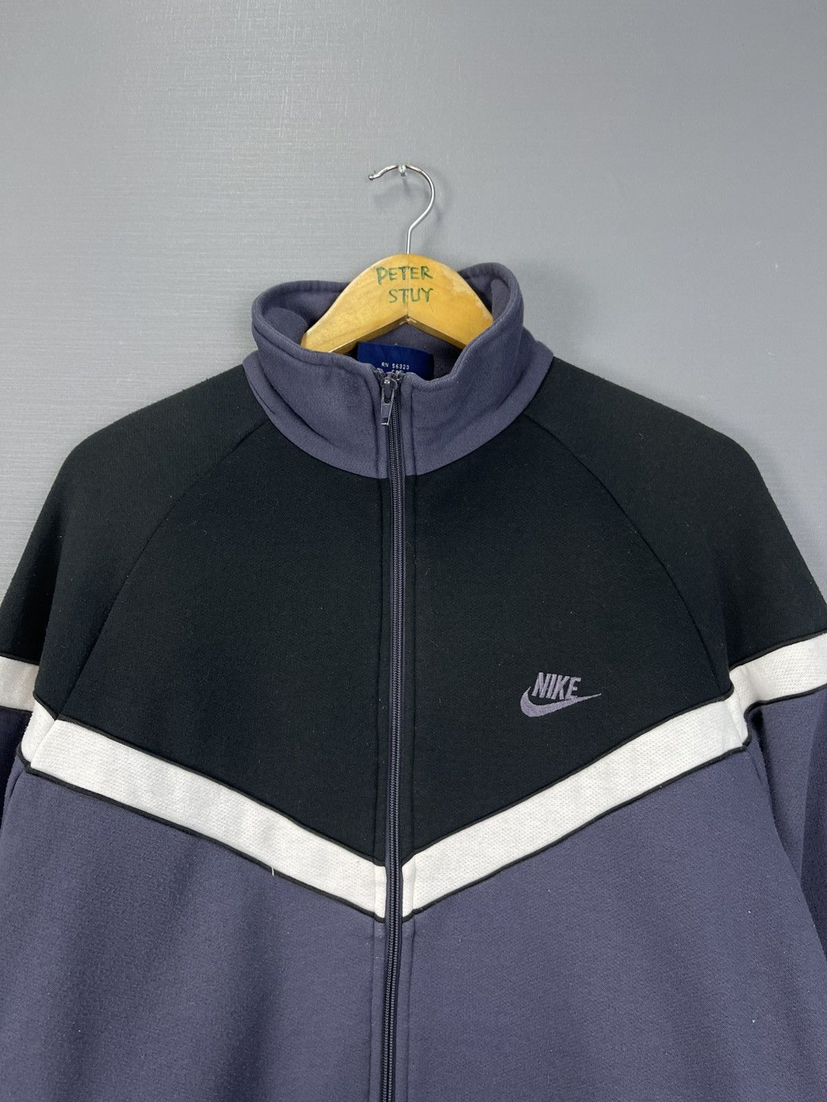 Nike Vintage 80s Nike Sweater Size US L / EU 52-54 / 3 - 5 Thumbnail