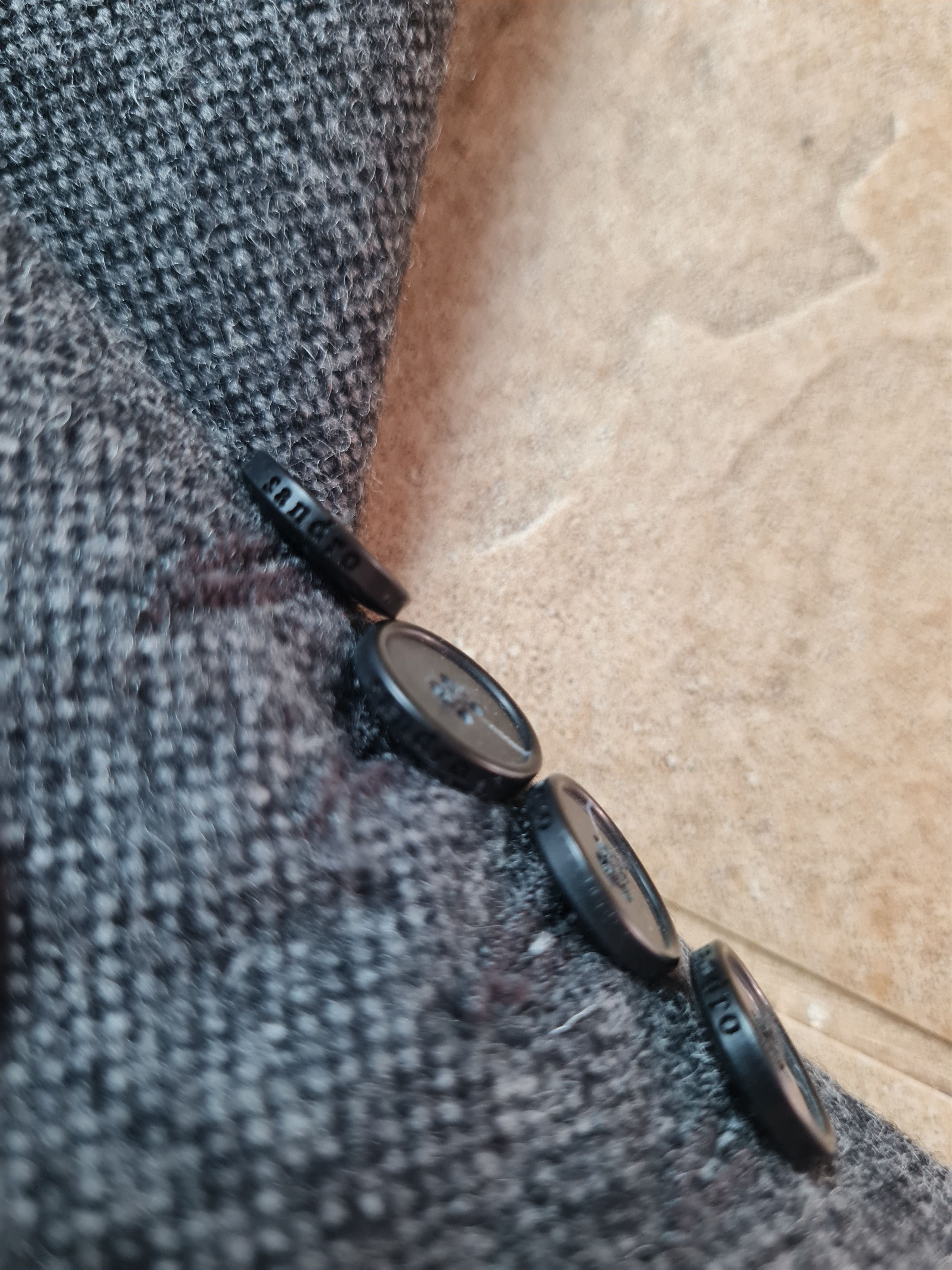 Sandro Jacket Sandro Paris Belted Blazer in Grey Wool Size 46 Size US S / EU 44-46 / 1 - 12 Thumbnail