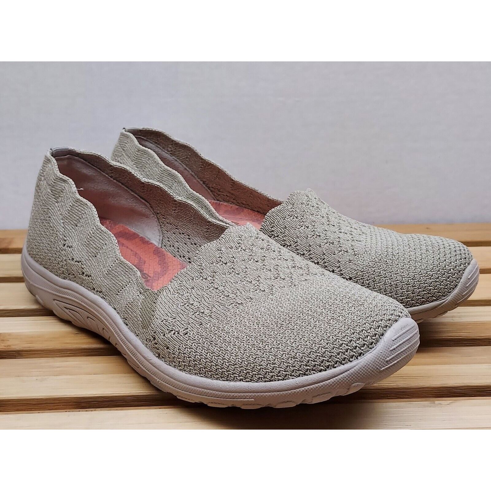 SKECHERS Skechers Womens | Beige | Reggae Fest Slip On Shoes Size 7 Size US 7 / IT 37 - 2 Thumbnail