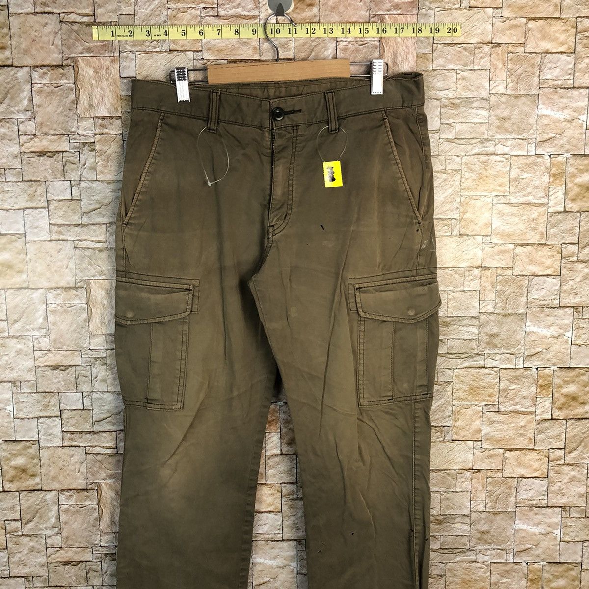 Japanese Brand × Uniqlo Uniqlo Brown Cargo Multipocket Pants #A430 Size US 31 - 2 Thumbnail