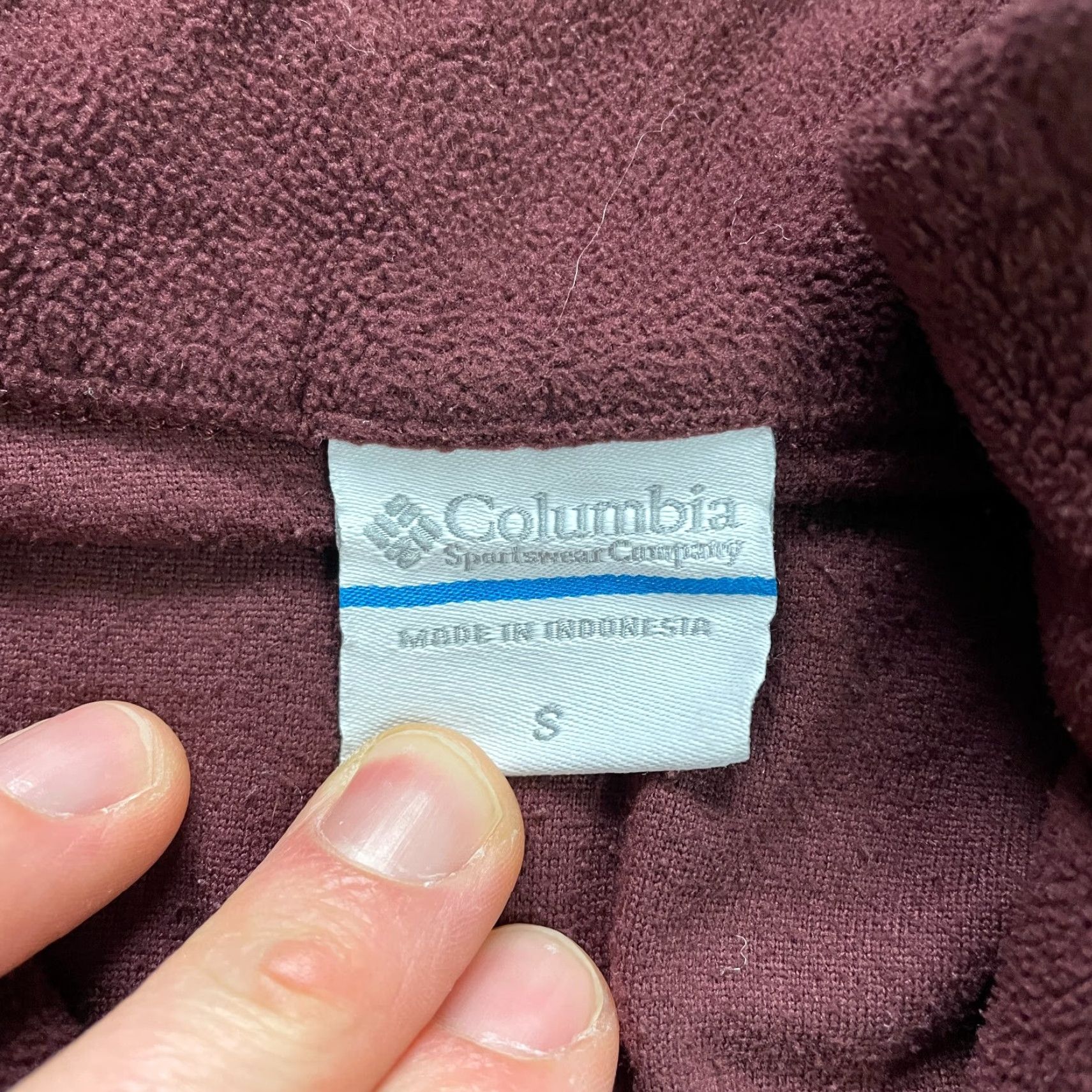 Vintage Columbia Sweatshirt Women Small Maroon Fleece 1/4 Zip High Neck Pullover Outdoor Size S / US 4 / IT 40 - 5 Thumbnail