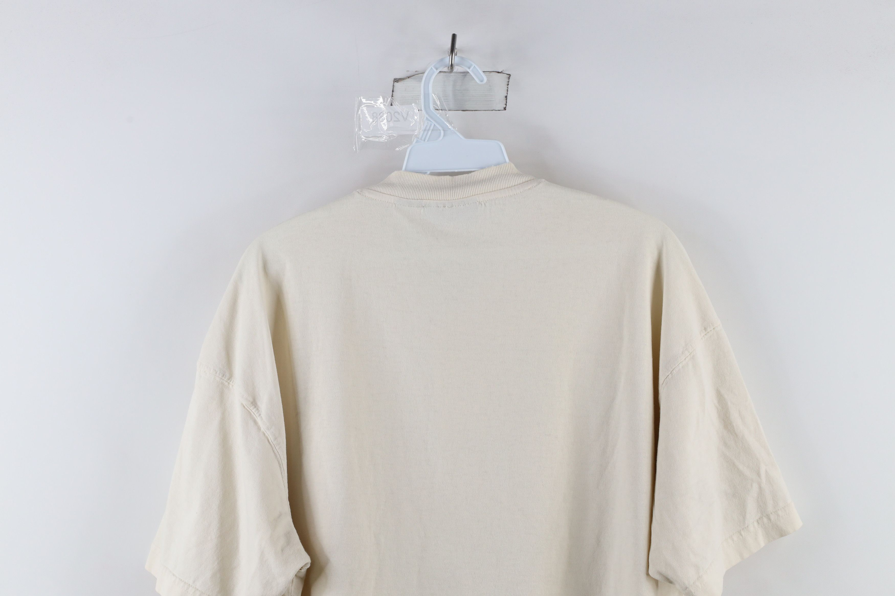 Vintage Vintage 90s Streetwear Short Sleeve Henley T-Shirt Cream Size US L / EU 52-54 / 3 - 10 Thumbnail
