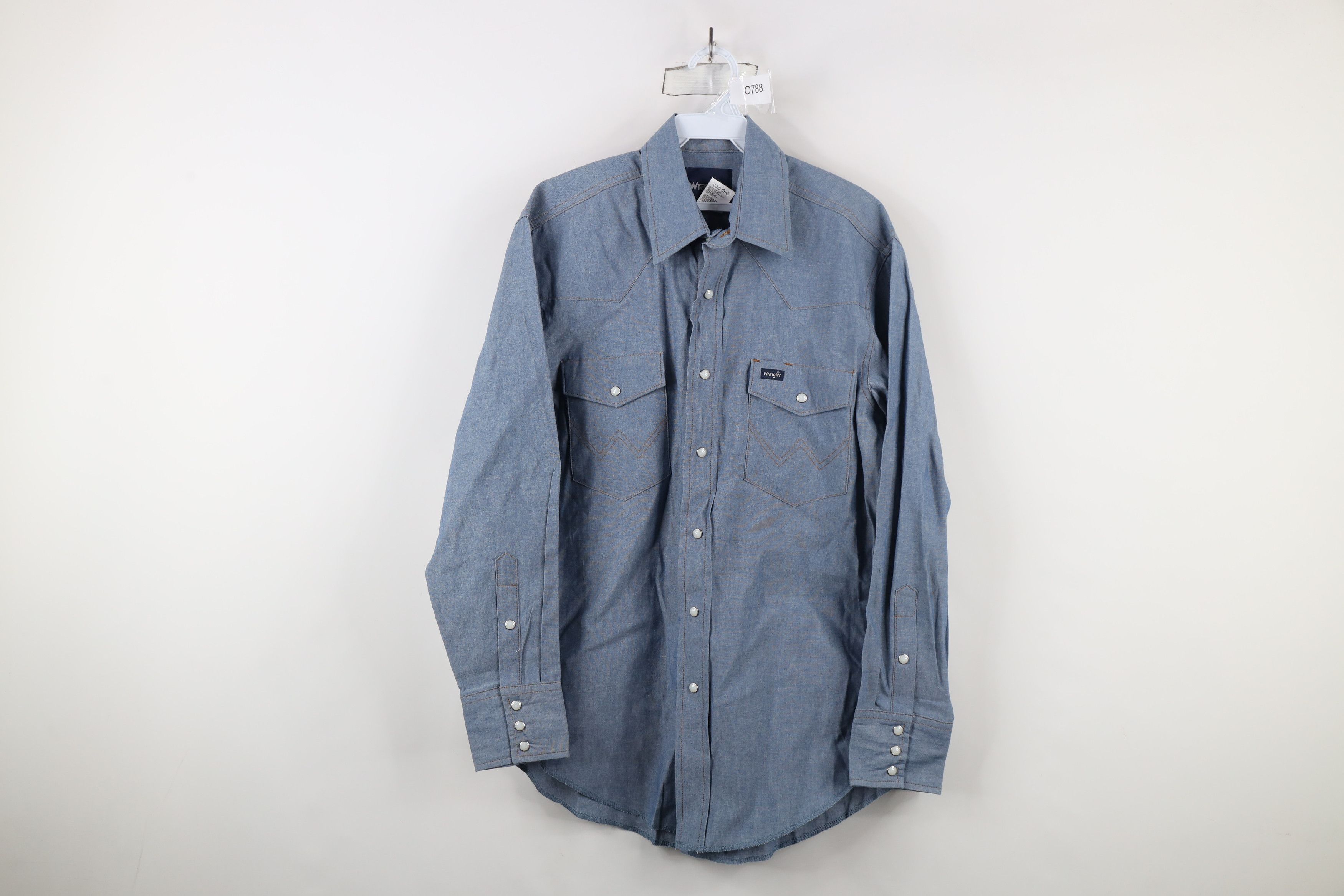 Vintage × Wrangler Deadstock Vintage 90s Wrangler Chambray Snap Button Shirt Size US M / EU 48-50 / 2 - 1 Thumbnail