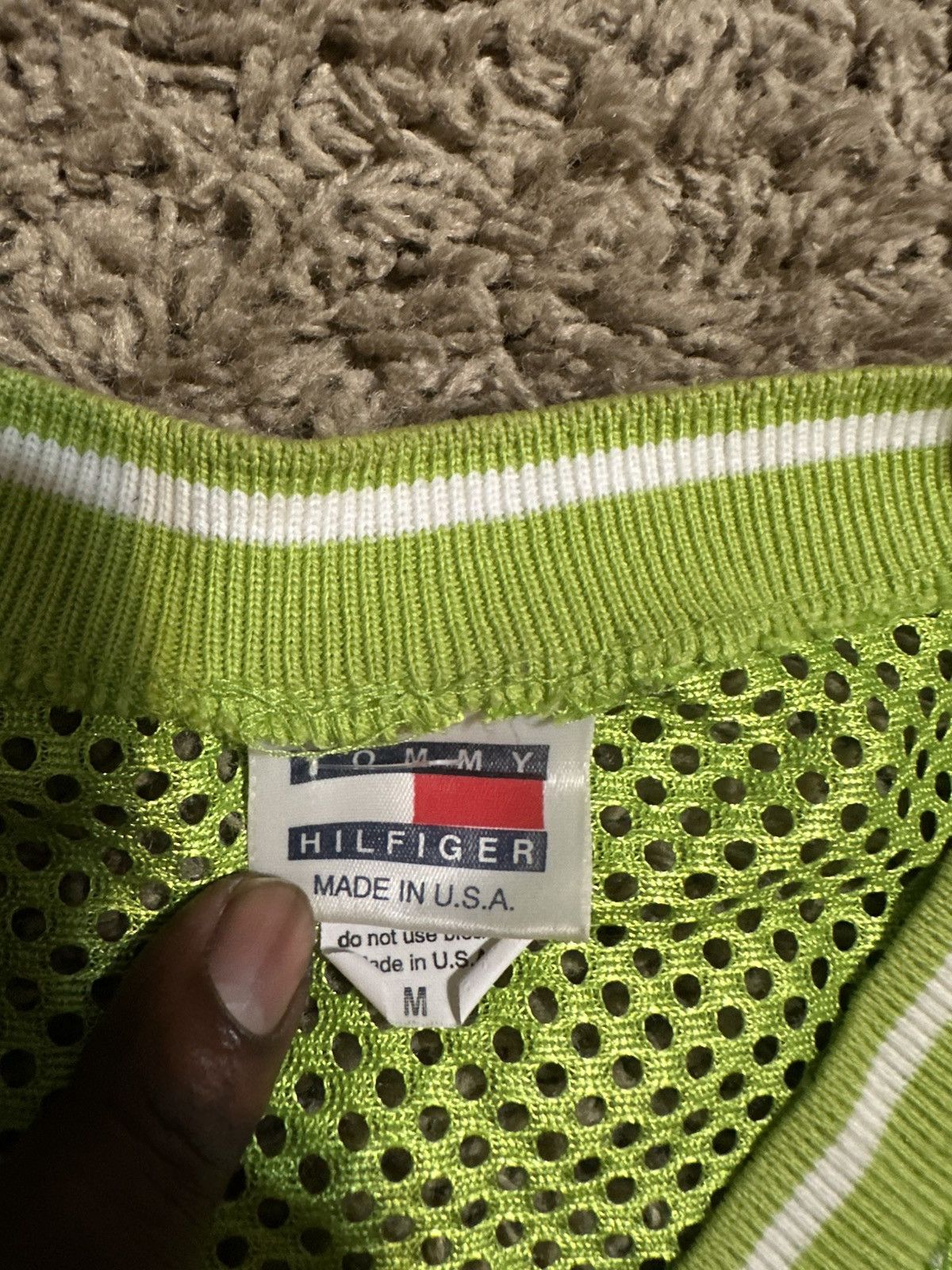 Tommy Hilfiger Vintage Tommy Hilfiger football jersey 90s size medium Size US M / EU 48-50 / 2 - 3 Thumbnail