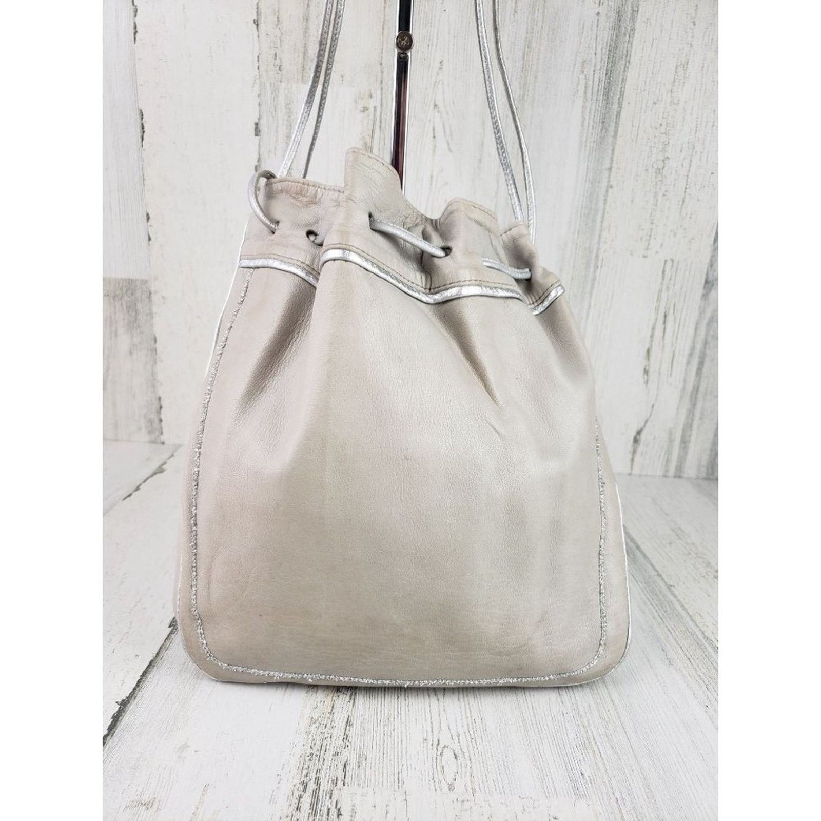 Other Lasso Gray Silver Drawstring Hobo Bag Shoulder Bag Purse Size ONE SIZE - 2 Thumbnail