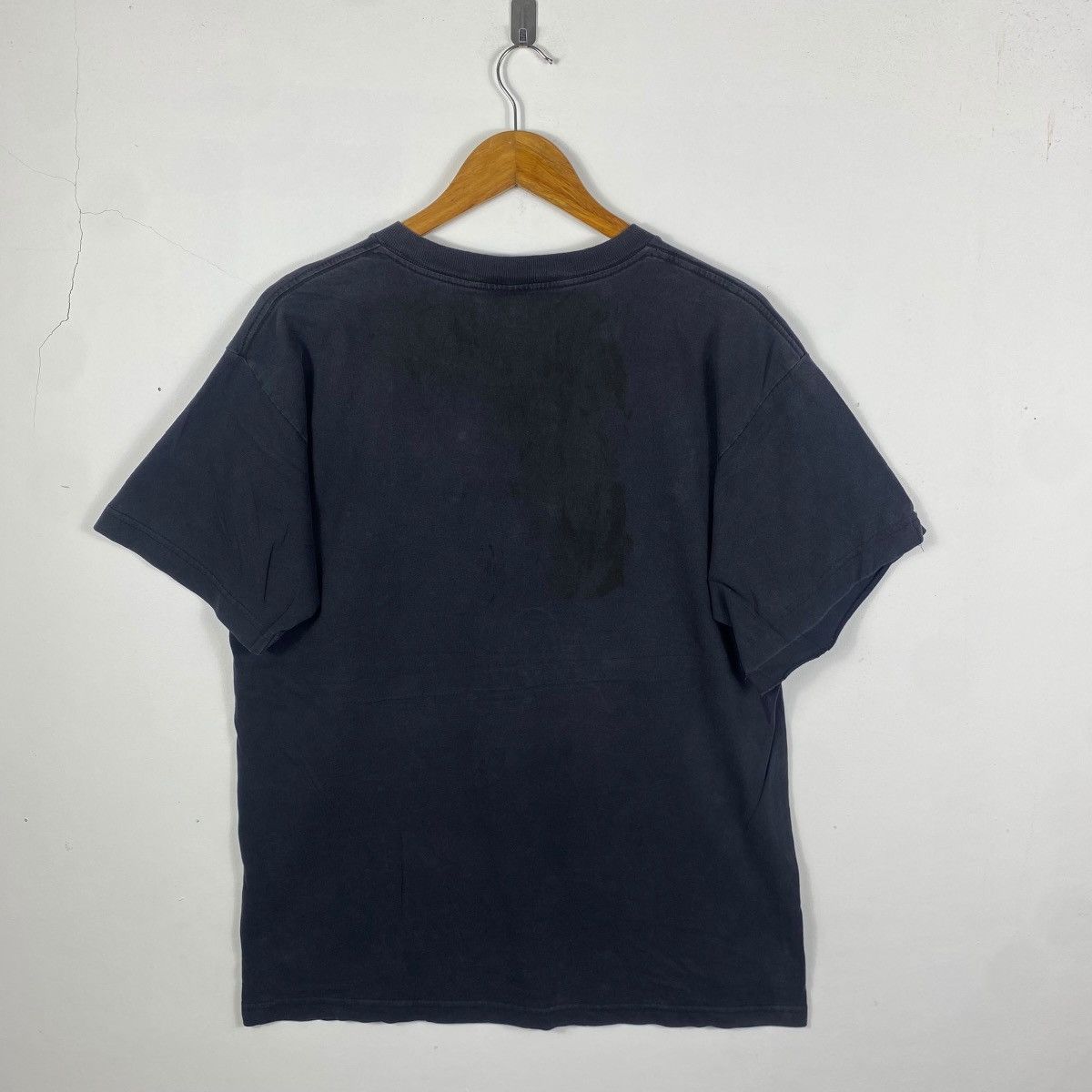 Band Tees Vintage 90s AC/DC Band Logo Faded Tee Shirt Large Size Size US L / EU 52-54 / 3 - 5 Thumbnail