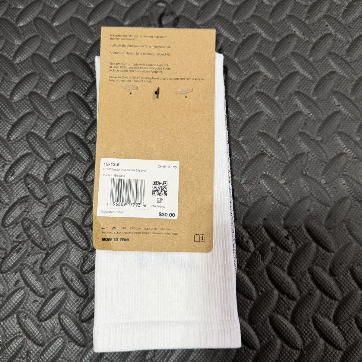 Nike Nike Vapor Strike Soccer Crew Socks DH6613-010 Mens 12-13.5 Size ONE SIZE - 2 Thumbnail