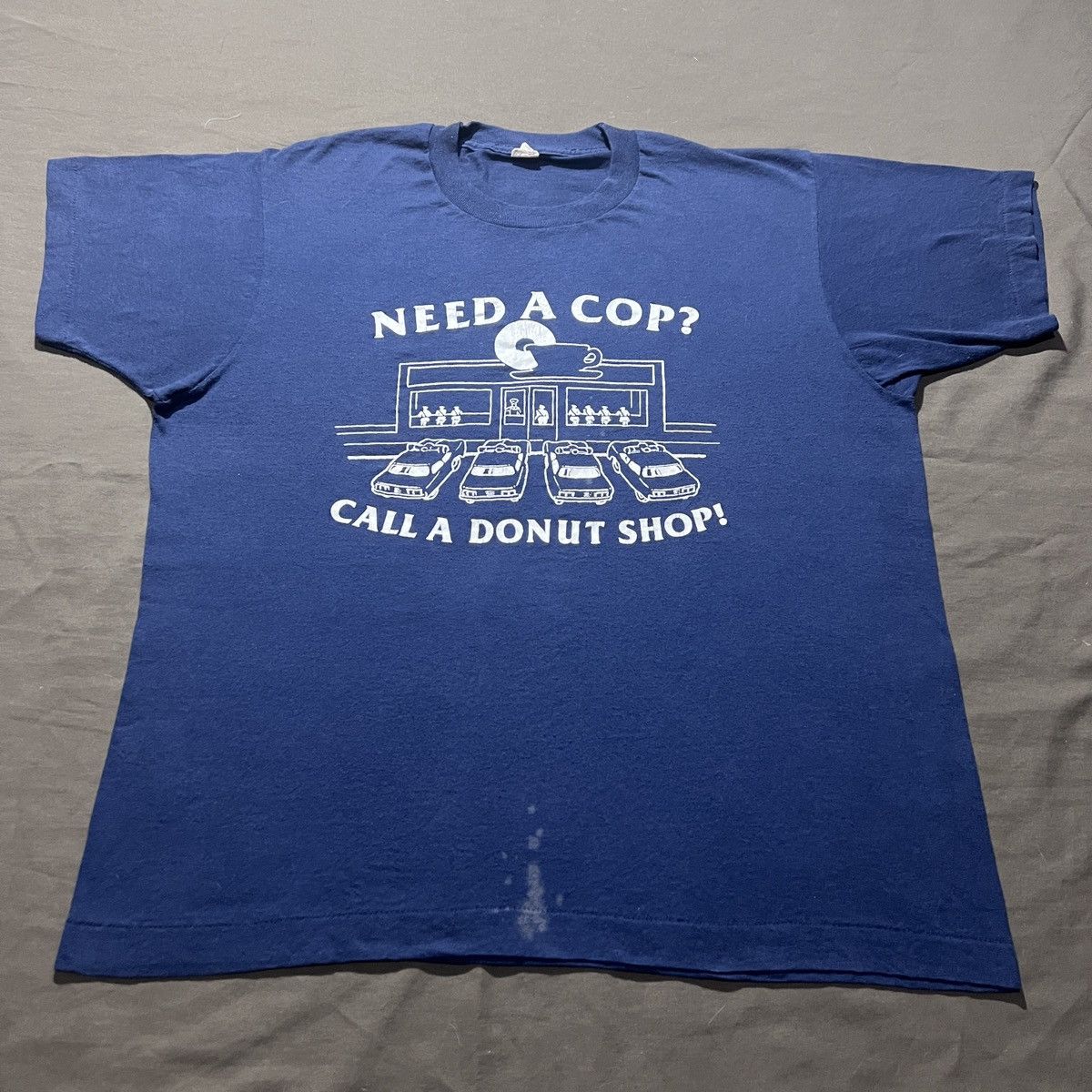 Vintage Vintage 80s Need a cop? Call a donut shop! Funny Humor Tee L Size US L / EU 52-54 / 3 - 2 Thumbnail