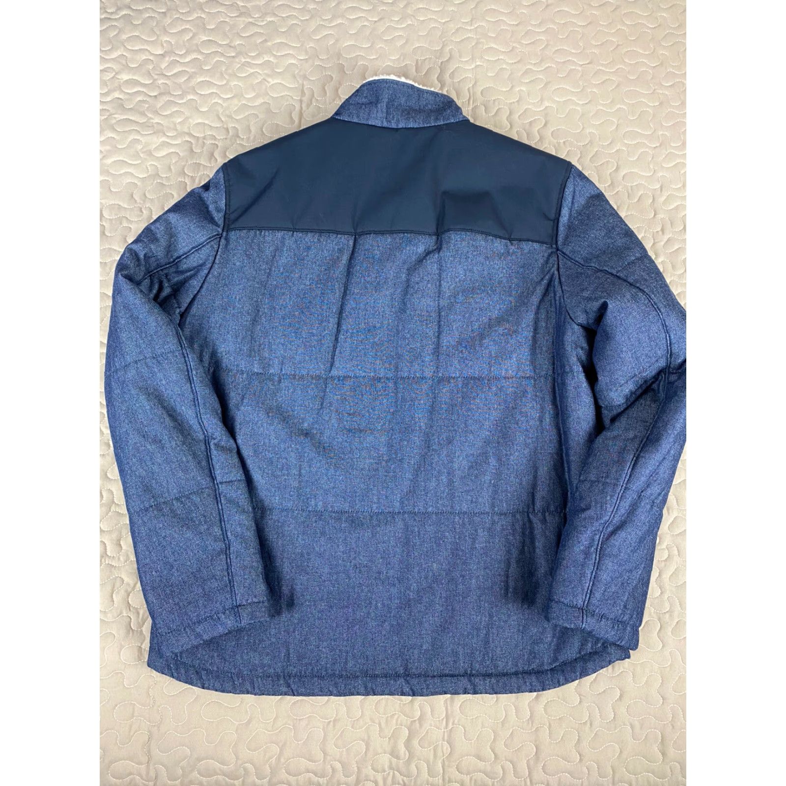 Levi's VINTAGE Levi's Jacket Denim Look Quilted Sherpa Collar Mens L Blue Denim Look Quilted Jacket Mens L Blue Quilted Sherpa Collar Levi's Size US 33 - 5 Thumbnail