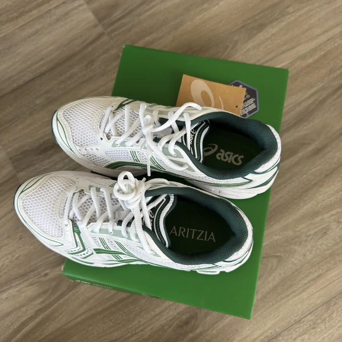 Asics ASICS x Aritzia Gel-Kayano 14 White Leprechaun/Green Size US 8.5 / EU 41-42 - 5 Thumbnail