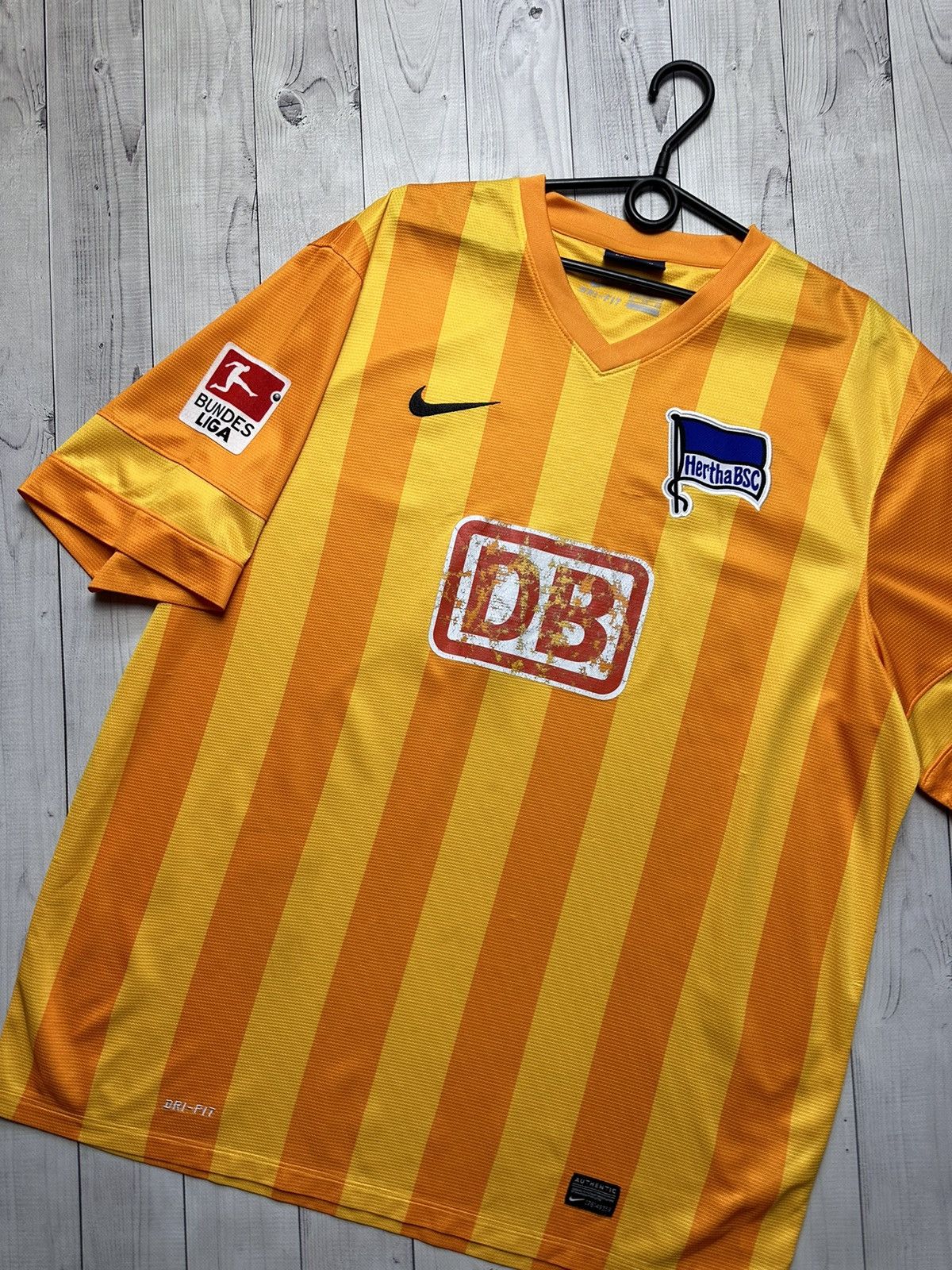 Nike × Vintage Vintage Nike Herta yellow rare soccer jersey size XXL Size US XXL / EU 58 / 5 - 2 Thumbnail