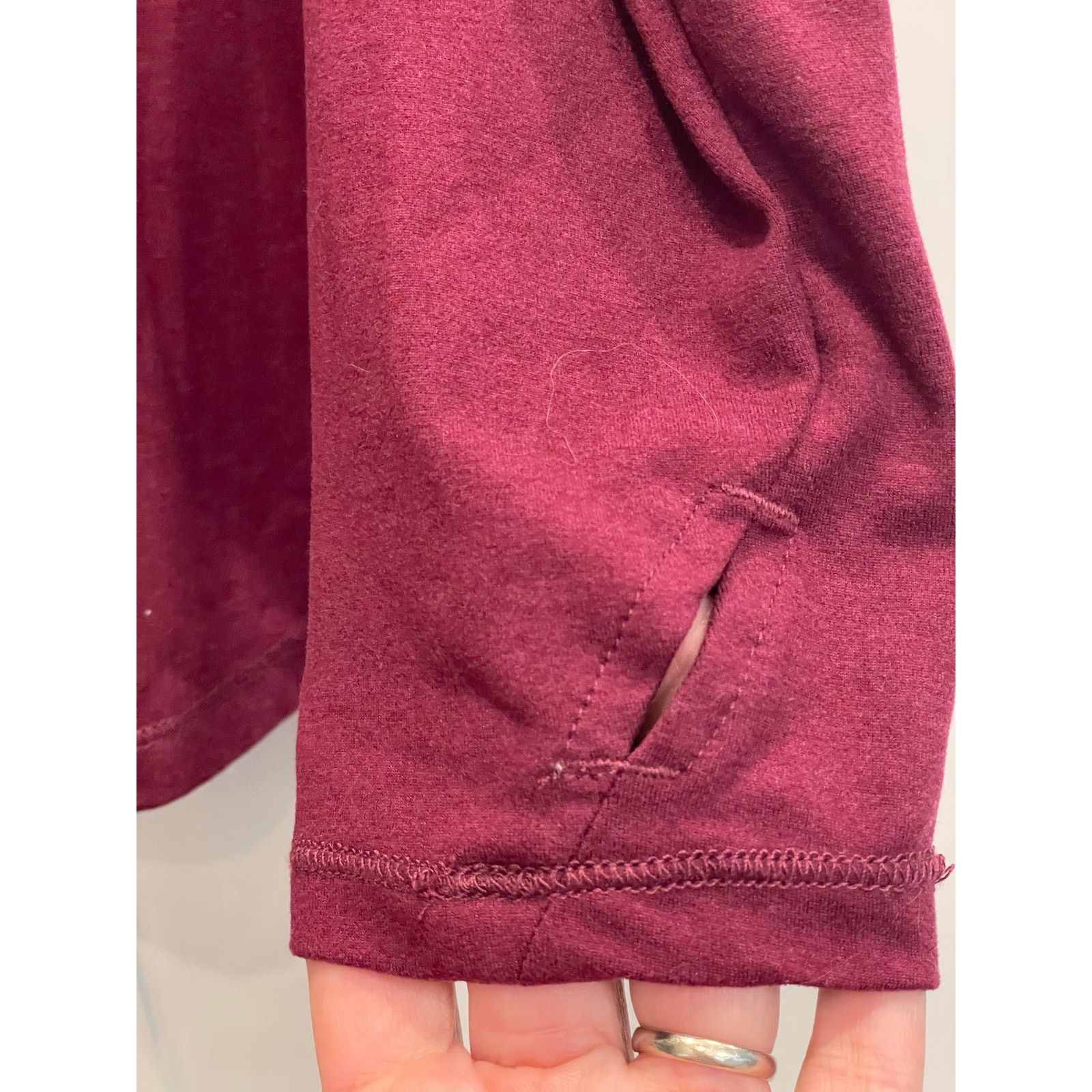 Eddie Bauer Eddie Bauer maroon Active Funnel neck (athleisure) top LG Size L / US 10 / IT 46 - 5 Thumbnail