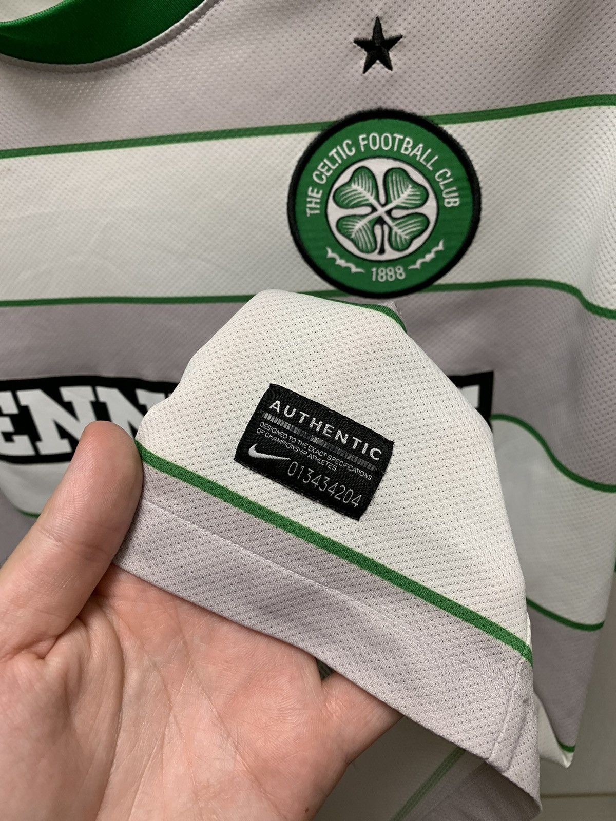 Nike Celtic football club soccer jersey Xl size tennents Size US XL / EU 56 / 4 - 8 Thumbnail