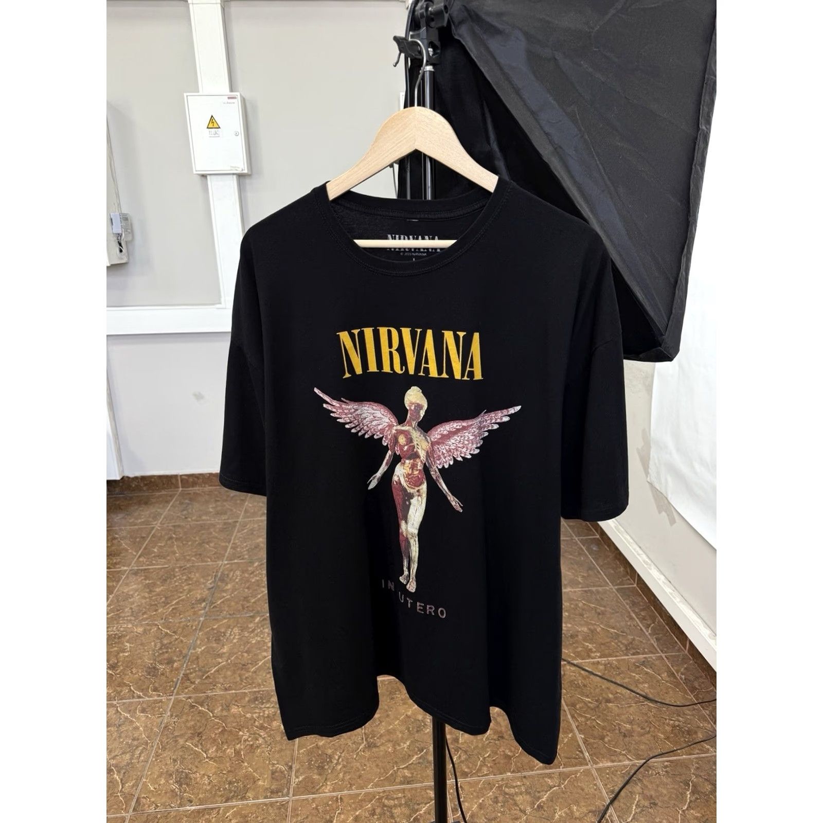 Vintage VINTAGE Nirvana T-Shirt Kurt Cobain In Utero Oversized L/XL Black Men Size US L / EU 52-54 / 3 - 2 Thumbnail