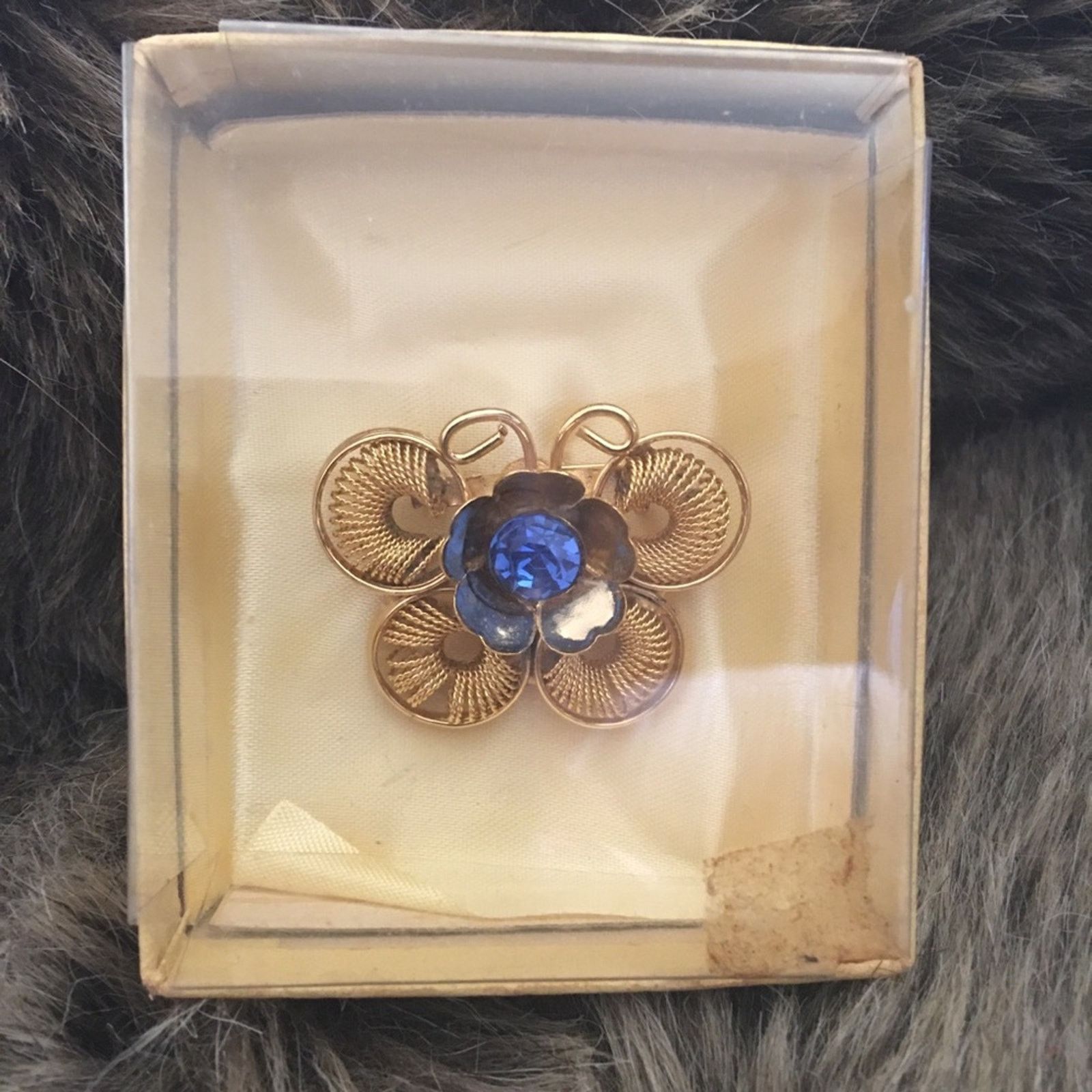 Vintage Vintage 60s new old stock gold butterfly brooch Size ONE SIZE - 3 Thumbnail