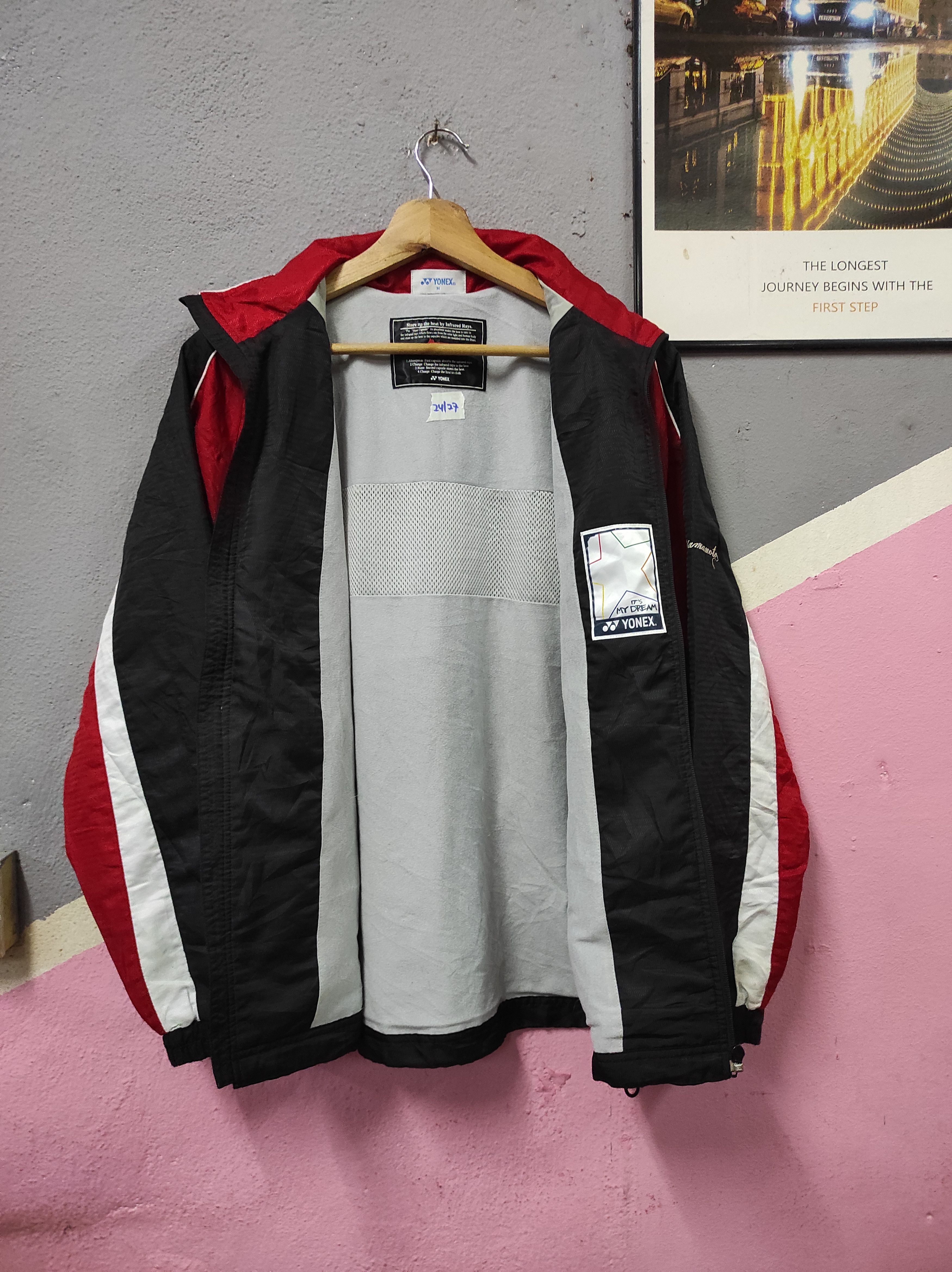 Japanese Brand YONEX HEAT CAPSULE MULTICOLOUR LIGHT JACKET HOODED Size US M / EU 48-50 / 2 - 2 Thumbnail