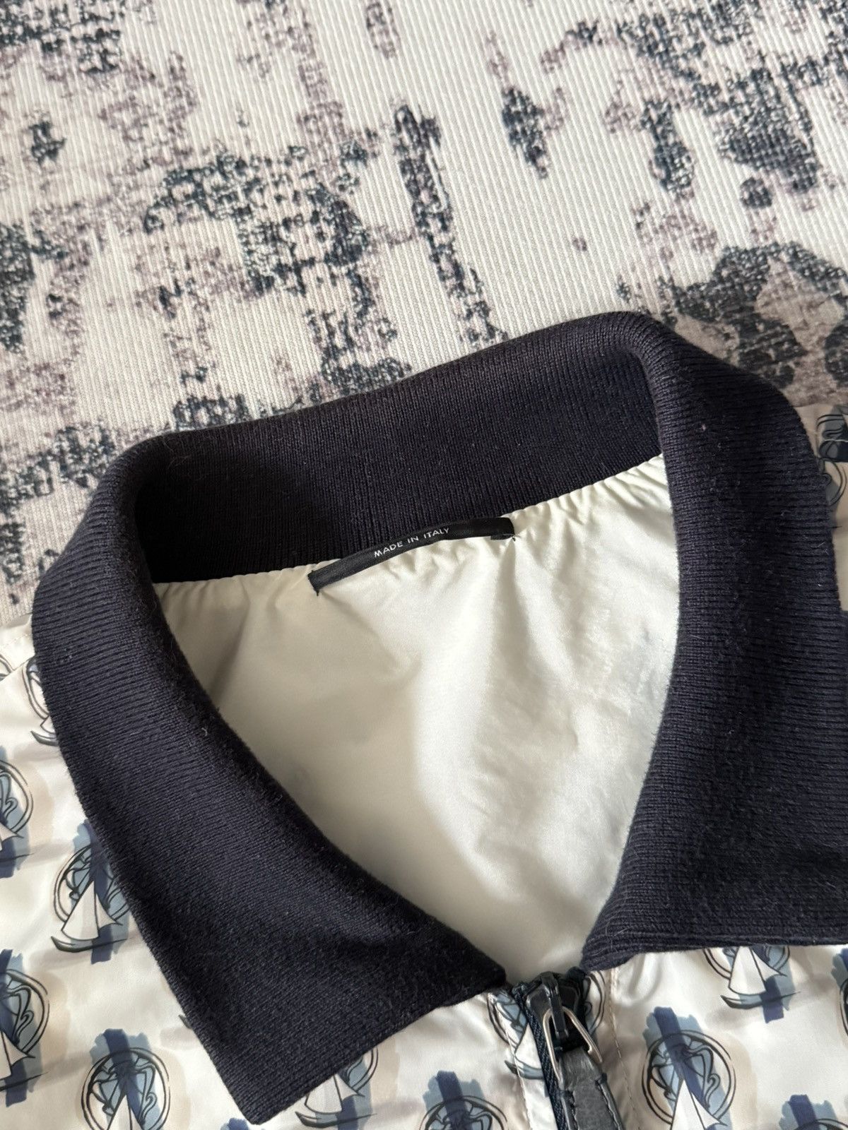 Gucci 🔥GUCCI MONOGRAM JACKET WHITE AND BLACK Size US L / EU 52-54 / 3 - 14 Thumbnail