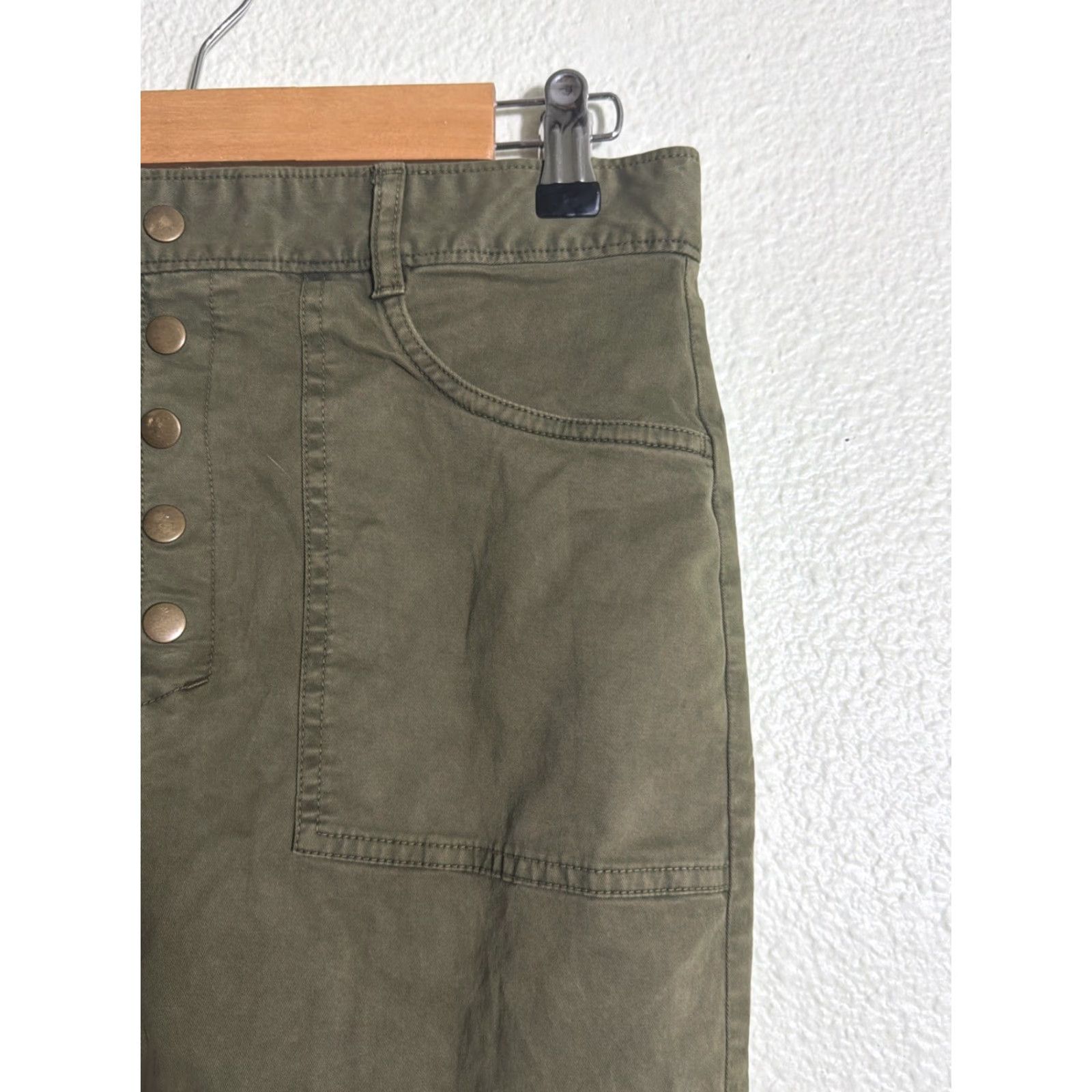 Banana Republic VINTAGE? Banana Republic Army Green Skirt Cotton 30X20 A-Line Knee Length Pockets Womens Size 4 Size 27" / US 4 / IT 40 - 3 Thumbnail