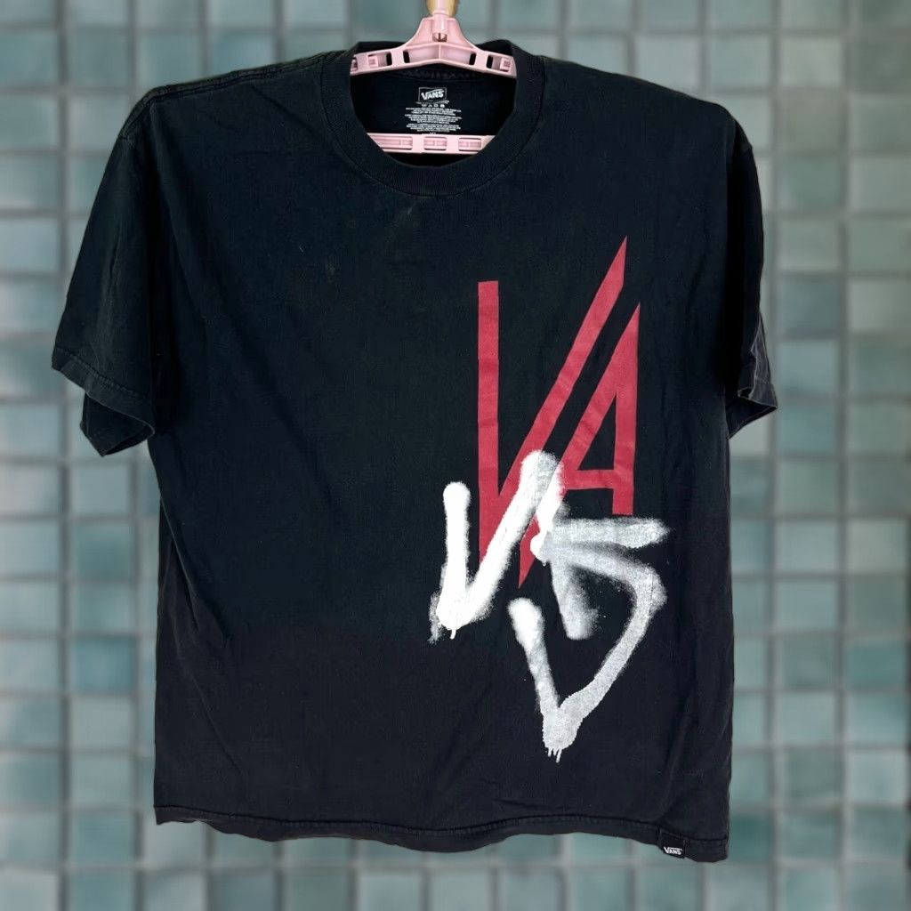 Vans Vans Skater T Shirt Mens XL Black Short Sleeve Size US XL / EU 56 / 4 - 1 Thumbnail