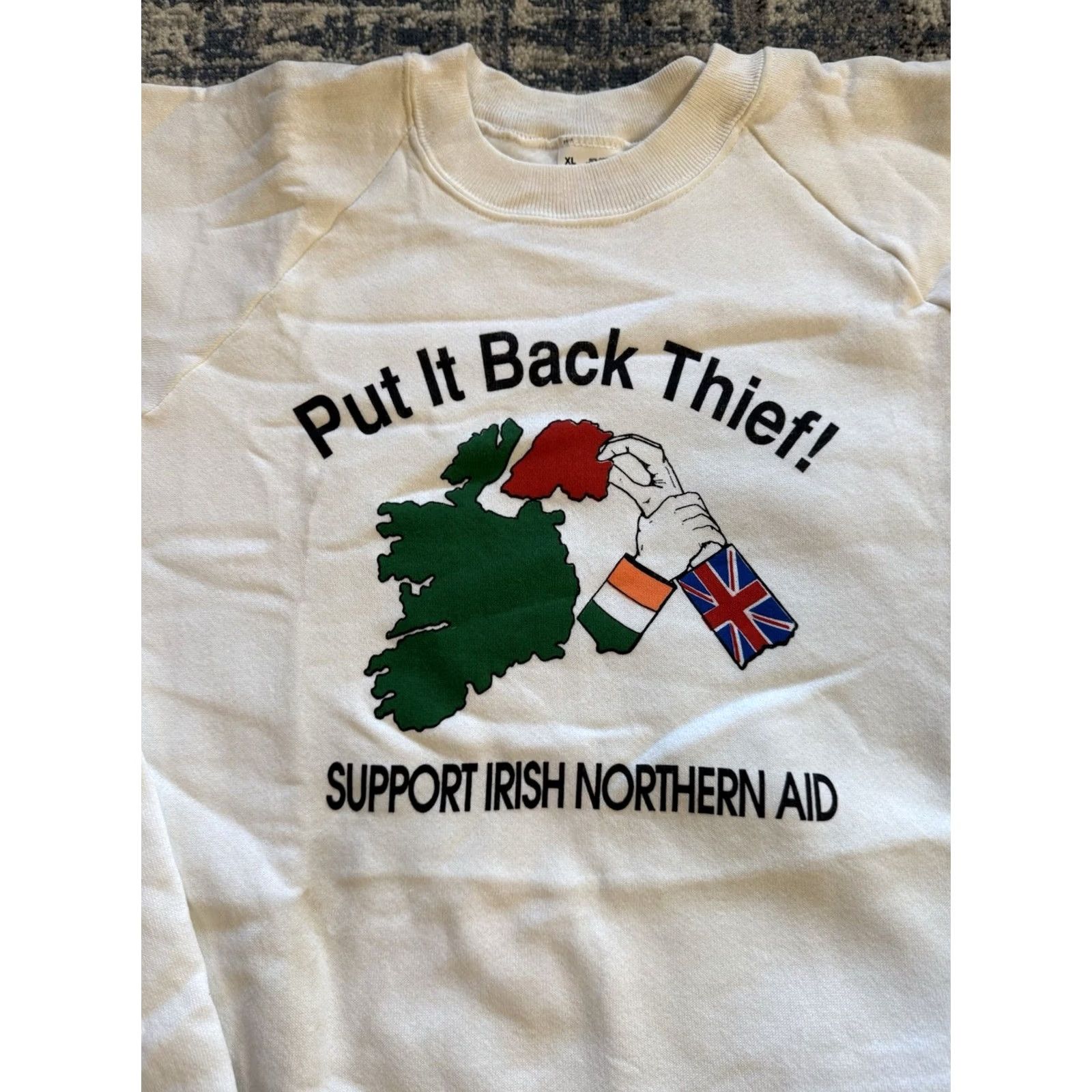 Fruit Of The Loom VINTAGE 80s Put It Back Thief! Support Irish Northern Aid Sweatshirt XL White Nike? Size US XL / EU 56 / 4 - 2 Thumbnail