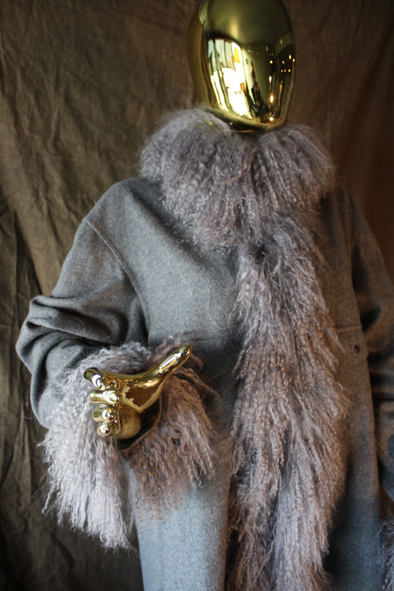 Other Custom-made Gray Long Coat with Real mongolian-fur Size US L / EU 52-54 / 3 - 7 Thumbnail