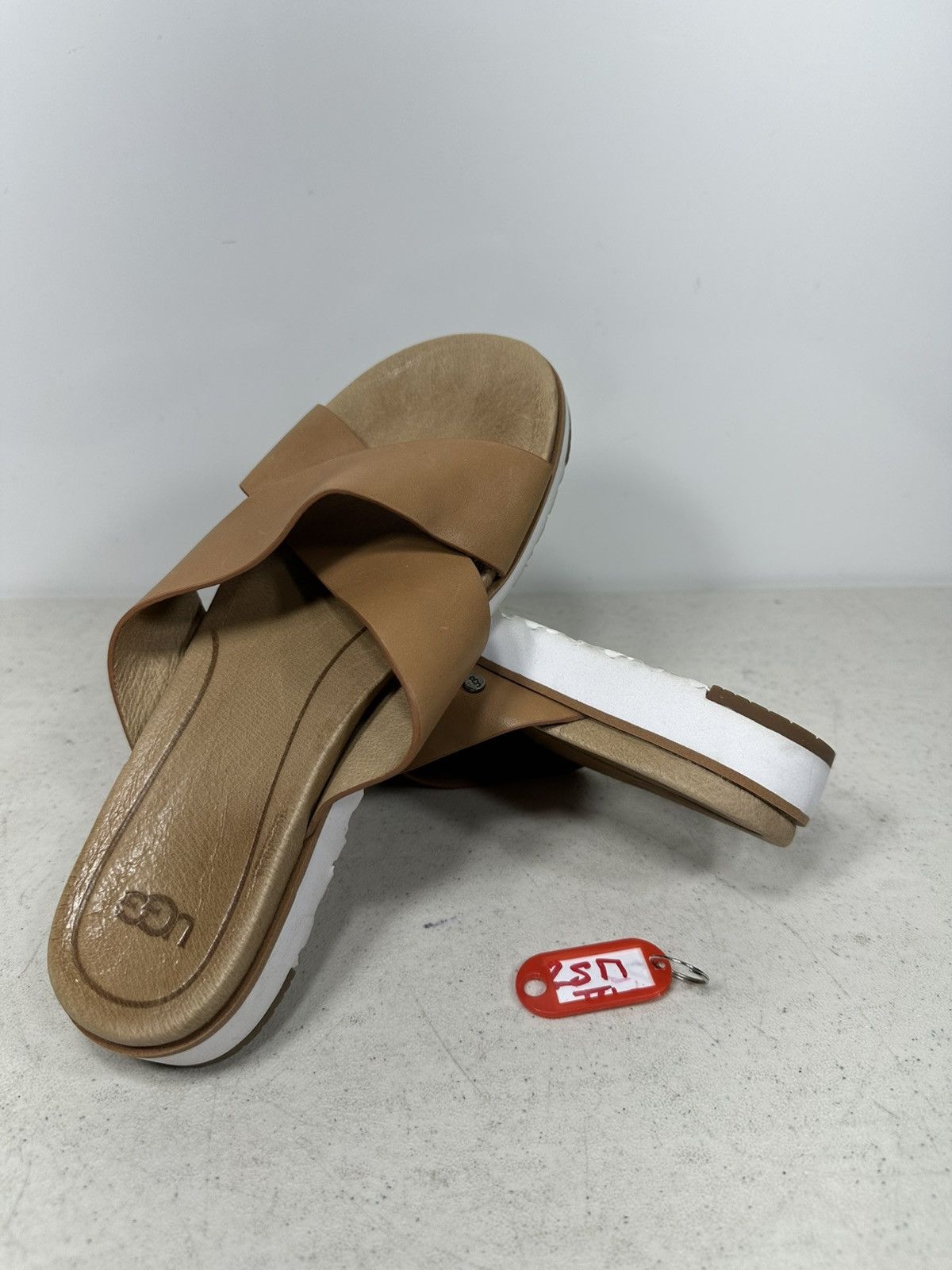 Ugg UGG Ugg Kari Flip Flops Criss Cross Leather upper Size US 7 / IT 37 - 1 Thumbnail
