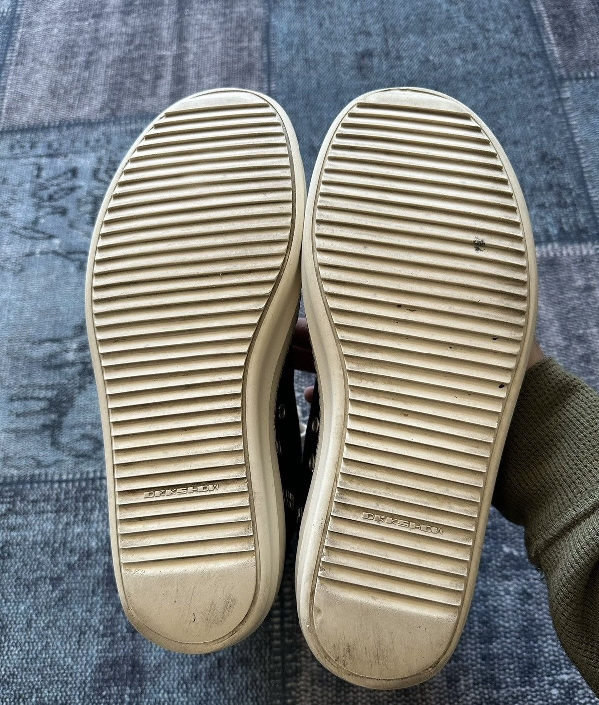 Rick Owens Rick Owens pentagram distressed mismatched big Converse Size US 8.5 / EU 41-42 - 7 Thumbnail