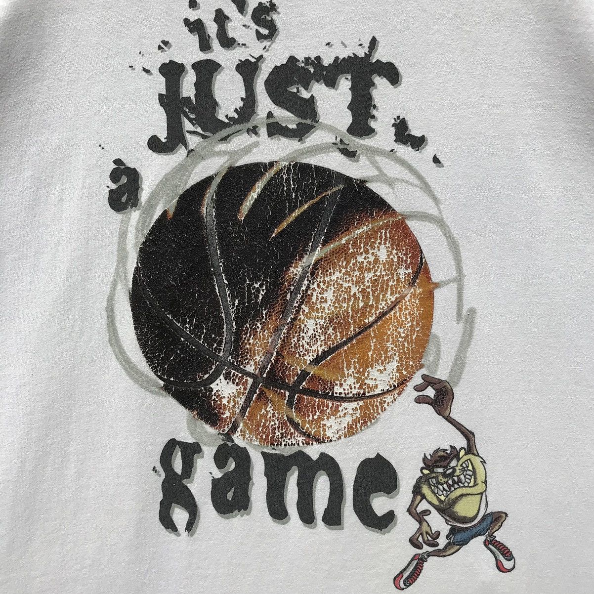 Vintage × Warner Bros Vintage 90s Taz Mania Basketball Warner Bros Tee SunFaded Size US L / EU 52-54 / 3 - 13 Thumbnail