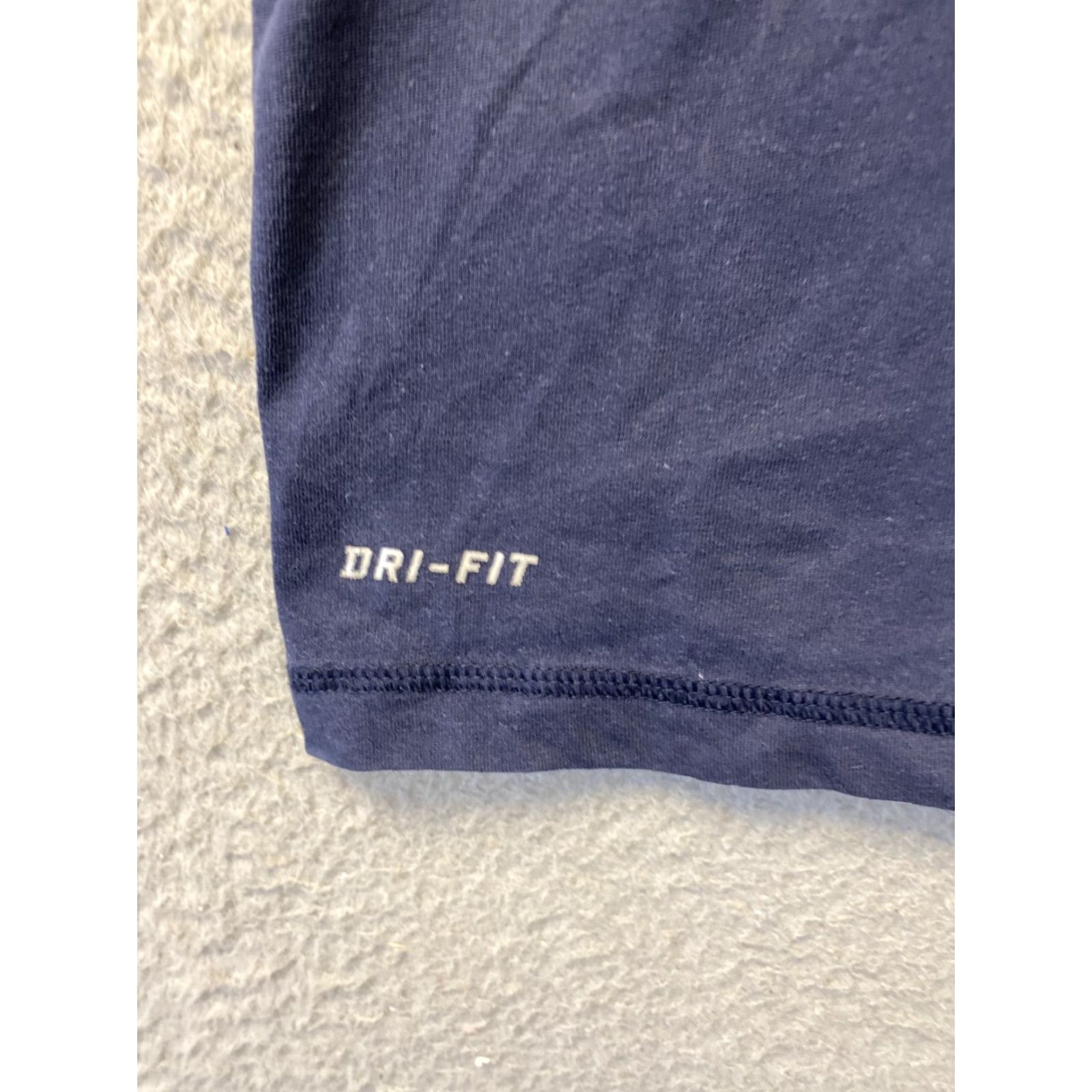 Nike Nike Shirt Mens Blue Dri-Fit Short Sleeve Logo Swoosh Large 98-51 Size US L / EU 52-54 / 3 - 5 Thumbnail