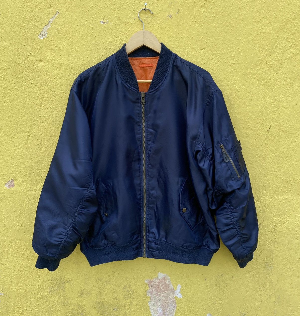 Vintage Vintage MA-1 flight bomber jacket Size US XL / EU 56 / 4 - 2 Thumbnail