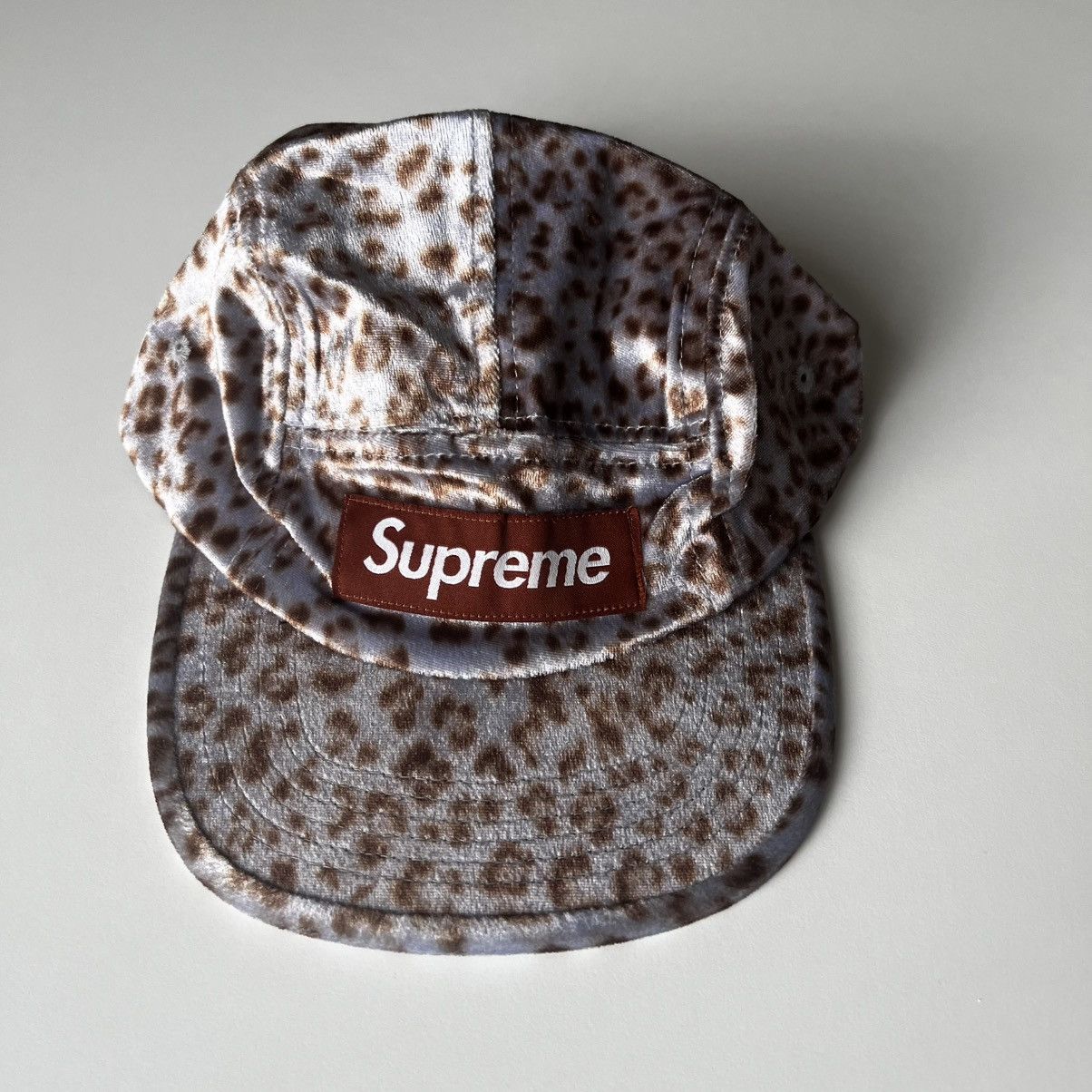 Supreme Supreme Leopard Velvet Camp Cap Pink Size ONE SIZE - 1 Thumbnail