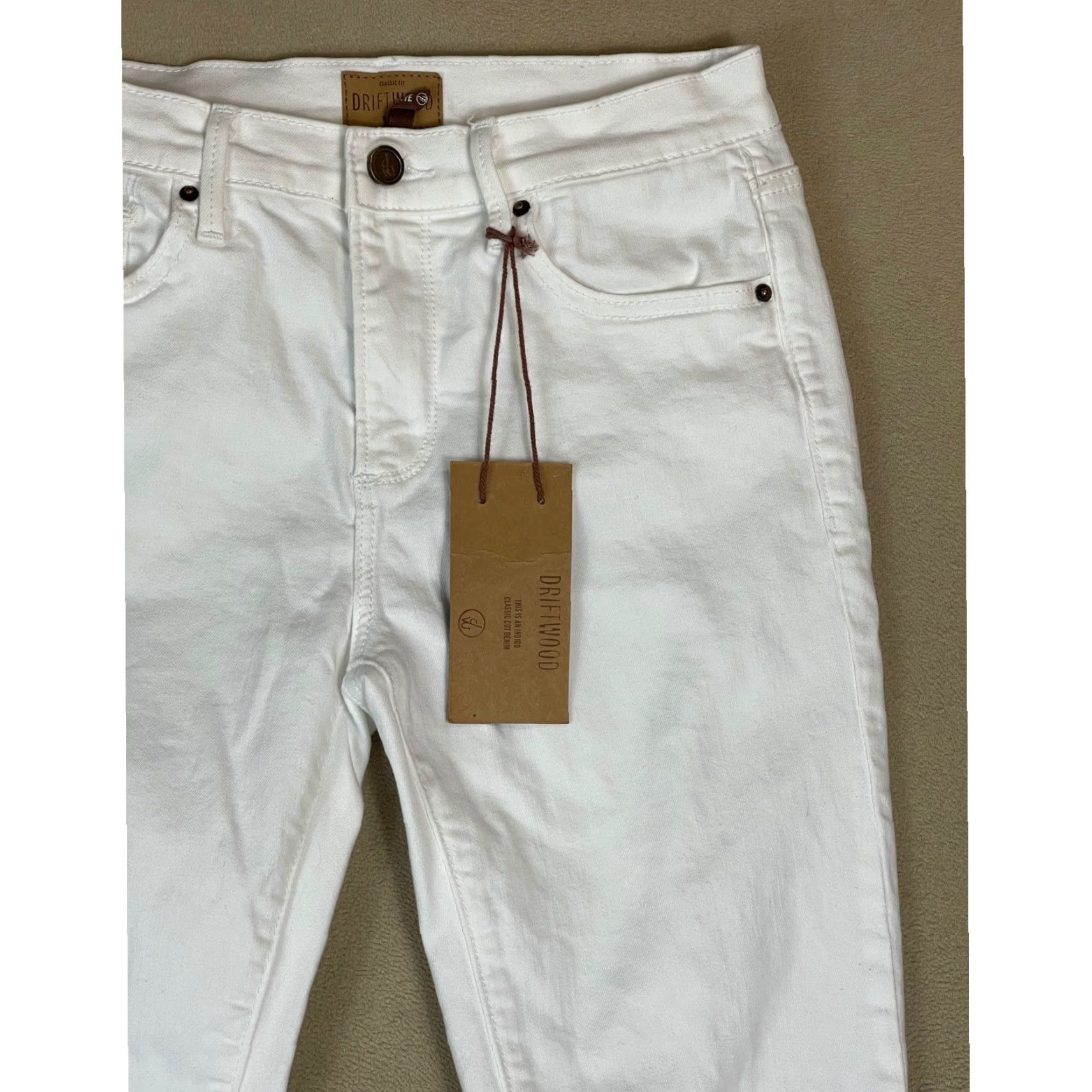 Vintage Driftwood Womens White Floral Embroidered Crop Straight Leg Jeans Size 26 Size 26" / US 2 / IT 38 - 2 Thumbnail