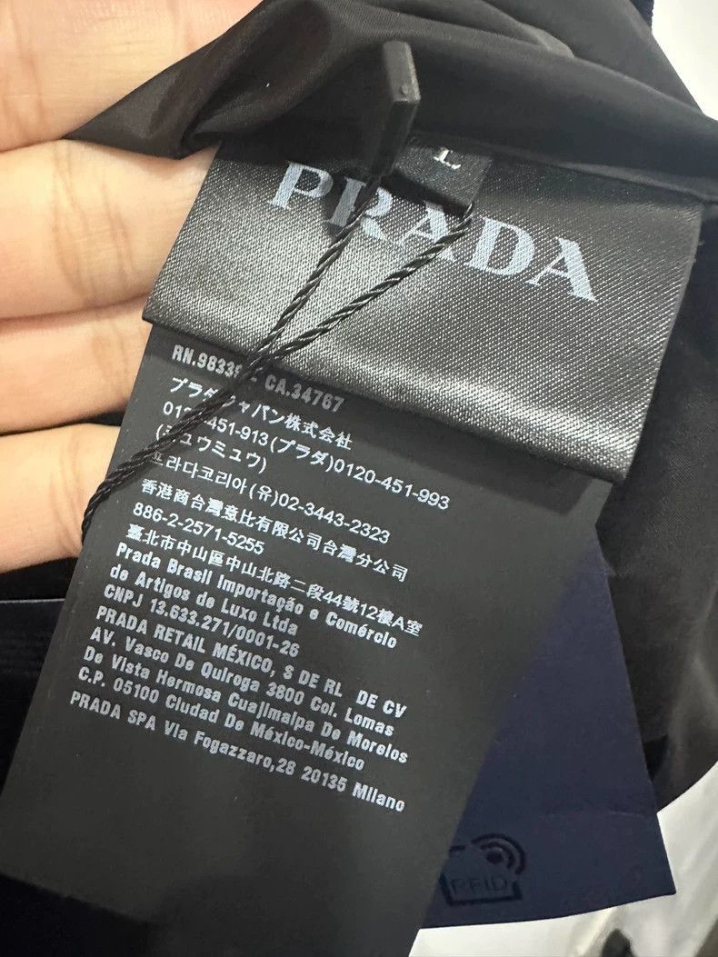 Prada Prada Blue Triangle Logo Jacket Size L -2505 Size US L / EU 52-54 / 3 - 4 Thumbnail