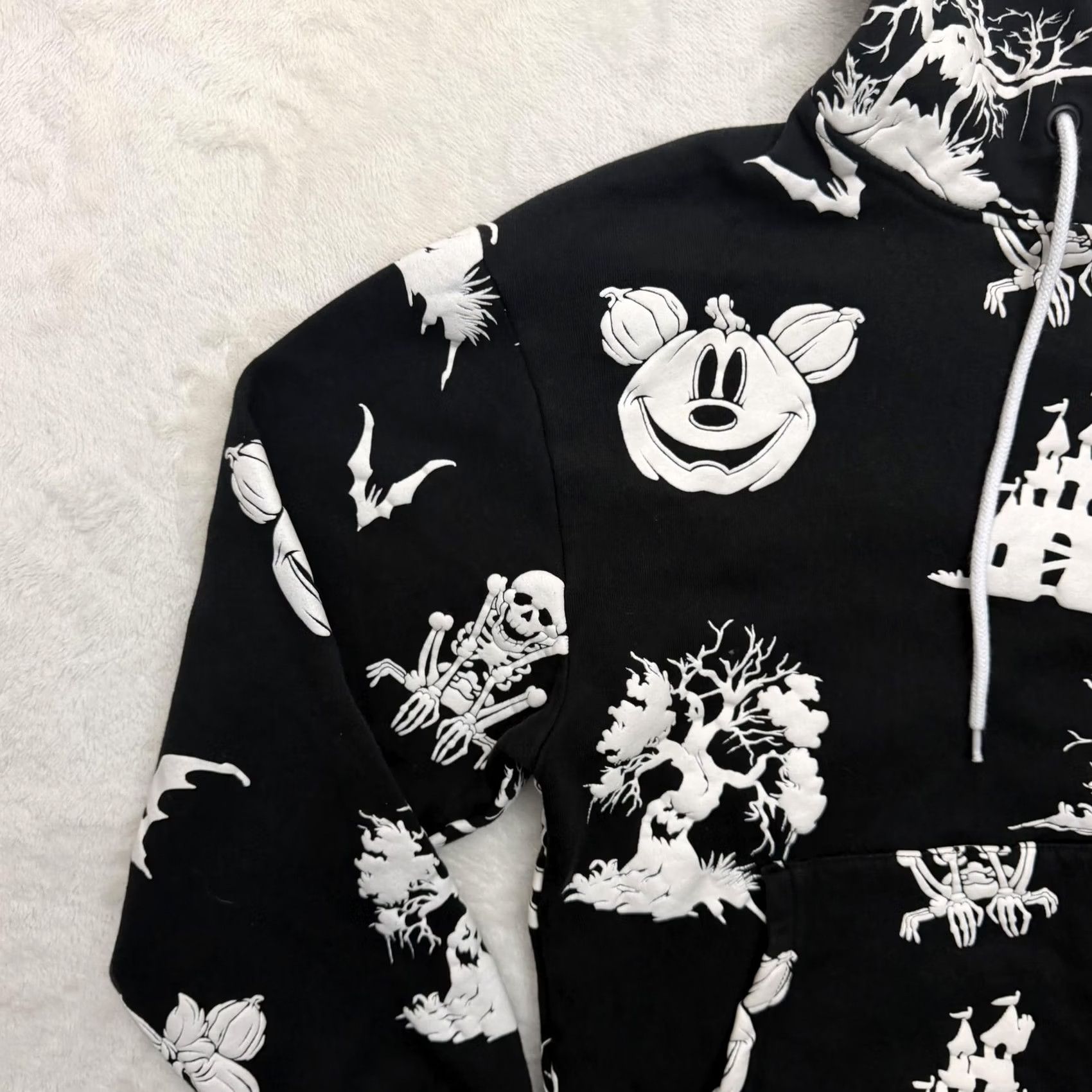 Disney Disney Mickey Minnie Hoodie Shirt Mens S Black Halloween Glow In The Dark Size US S / EU 44-46 / 1 - 6 Thumbnail