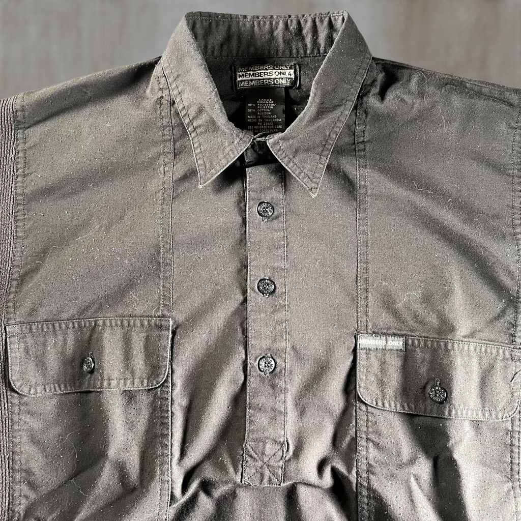 Members Only VINTAGE Members Only Shirt Mens Large Short Sleeve Pullover Pockets 90s Style Black Button-Up Size US L / EU 52-54 / 3 - 1 Thumbnail
