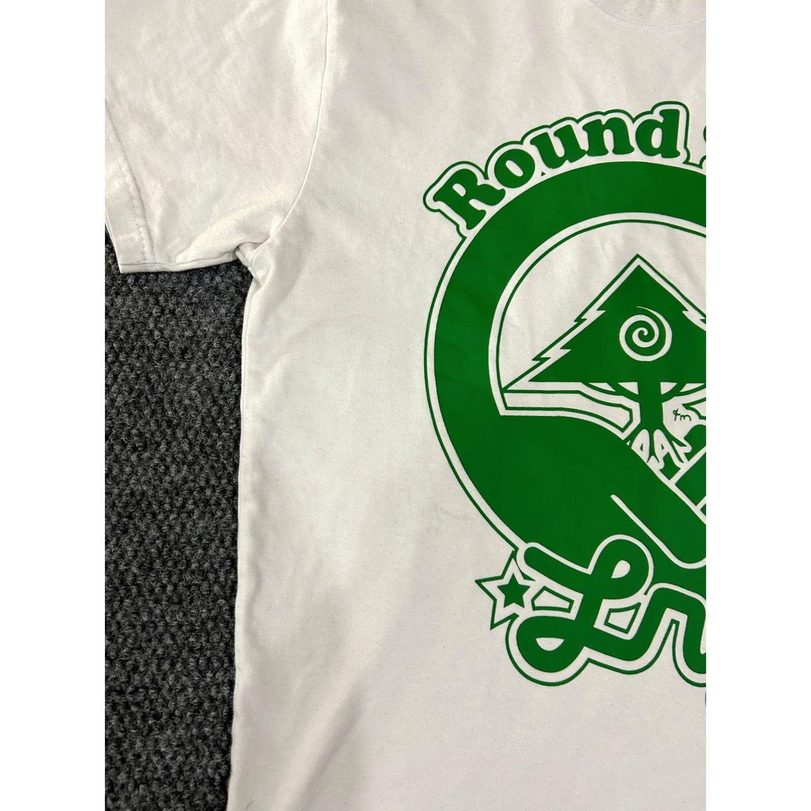 Round Two Round Two T-Shirt Mens M White Colorful Logo Dog Streetwear Crew Neck Short Sleeve Regular Fit Cotton Blend Polyester Size US M / EU 48-50 / 2 - 4 Thumbnail